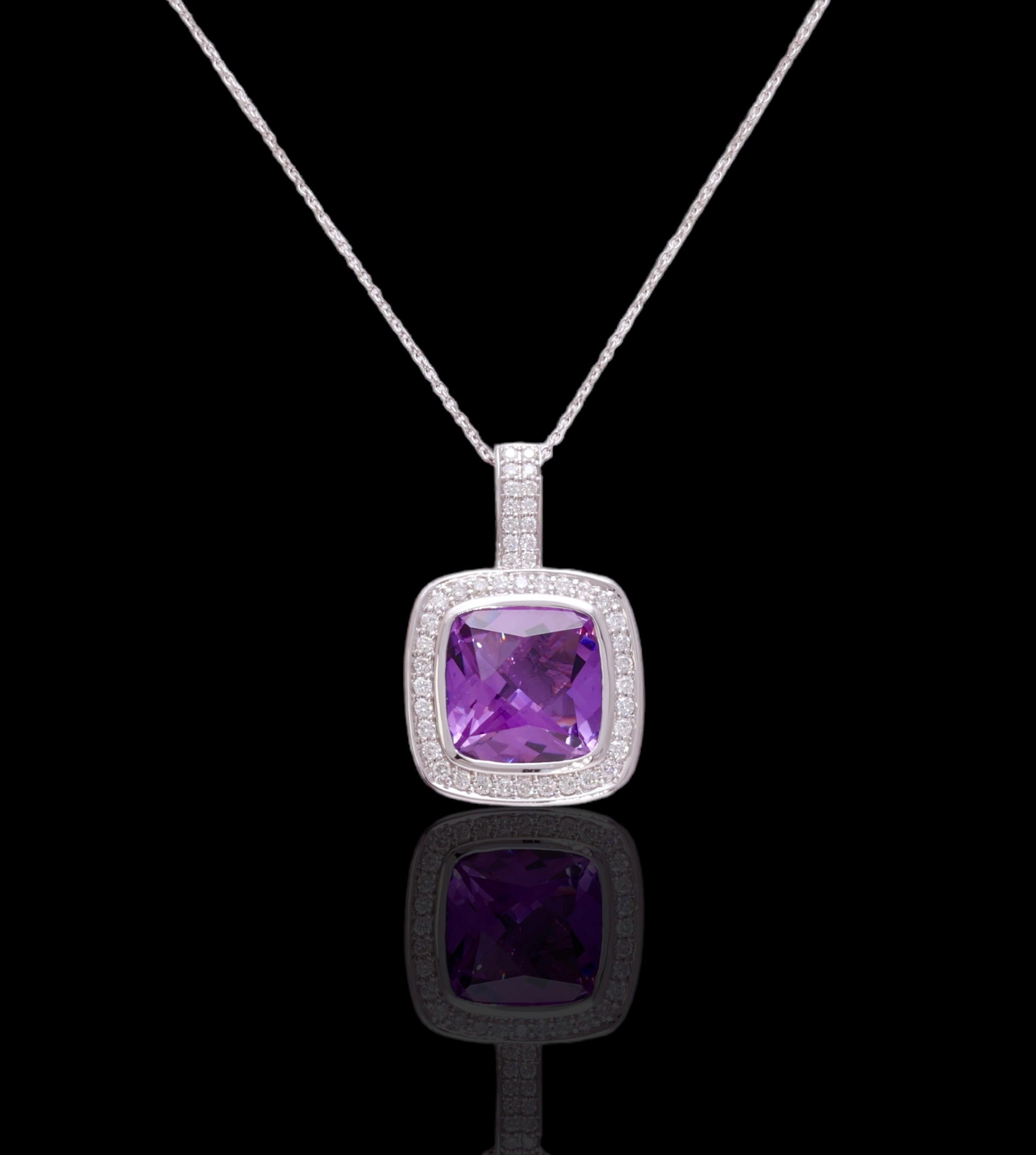 18 kt. White Gold Set Necklace, Earrings, Ring With Amethyst & Diamonds  In New Condition For Sale In Antwerp, BE