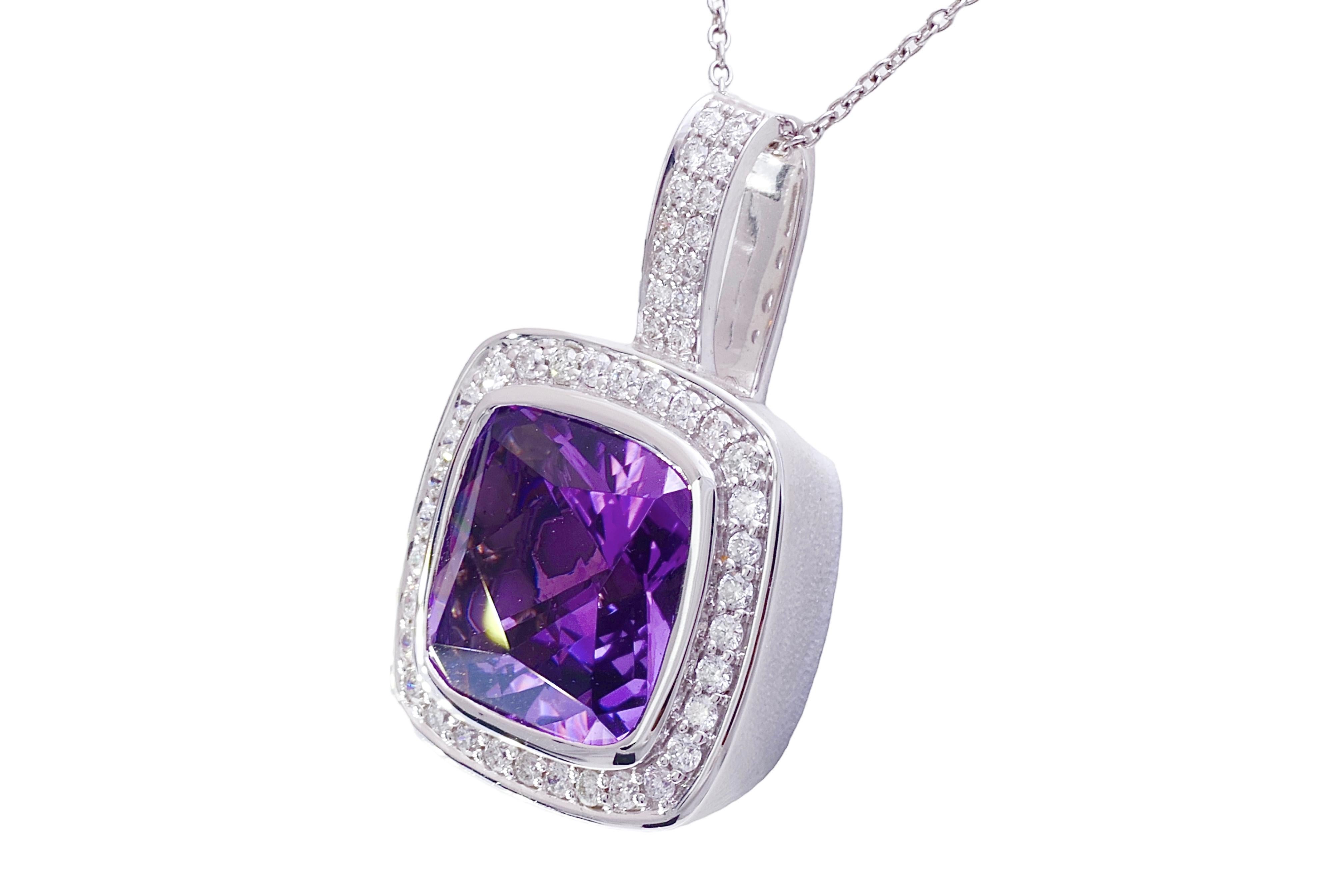 18 kt. White Gold Set Necklace, Earrings, Ring With Amethyst & Diamonds For Sale 1