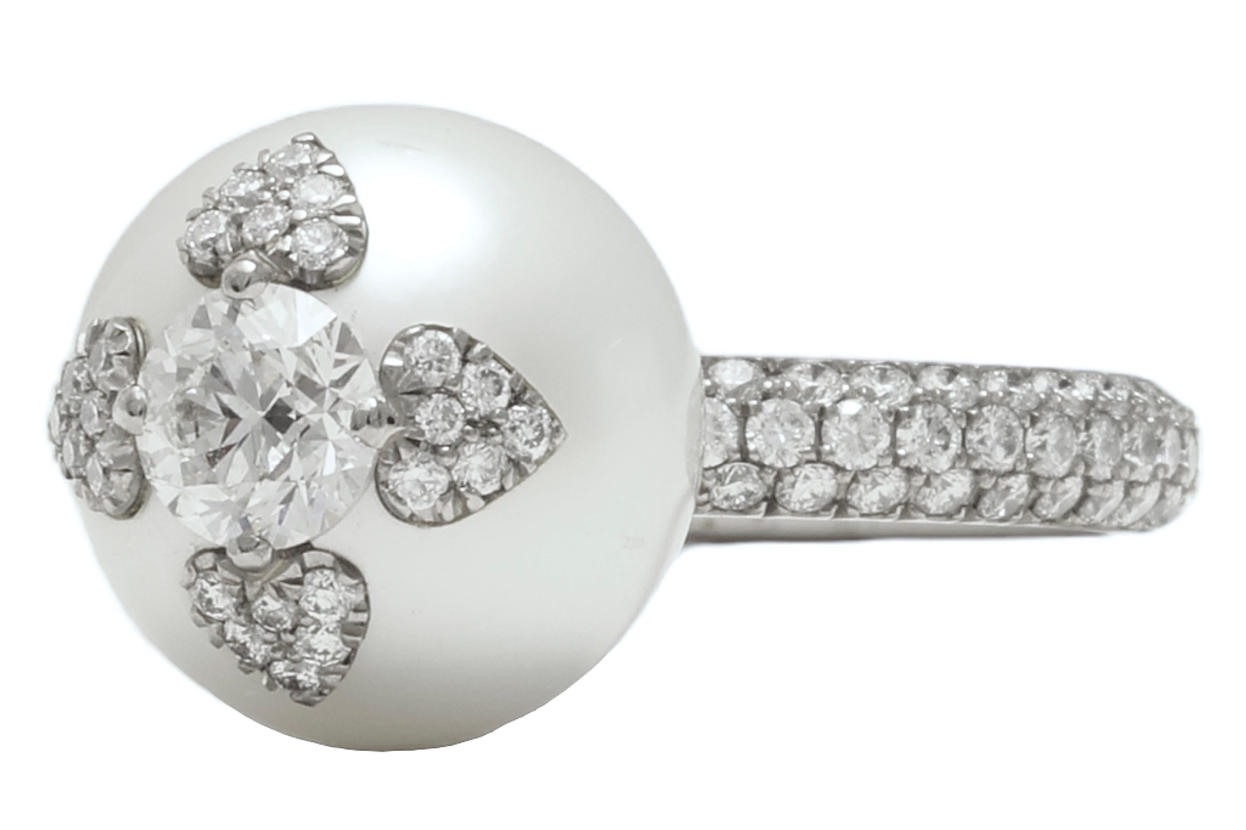 18 kt White Gold South Sea Pearl & Diamond Ring, One of a kind In New Condition For Sale In Antwerp, BE