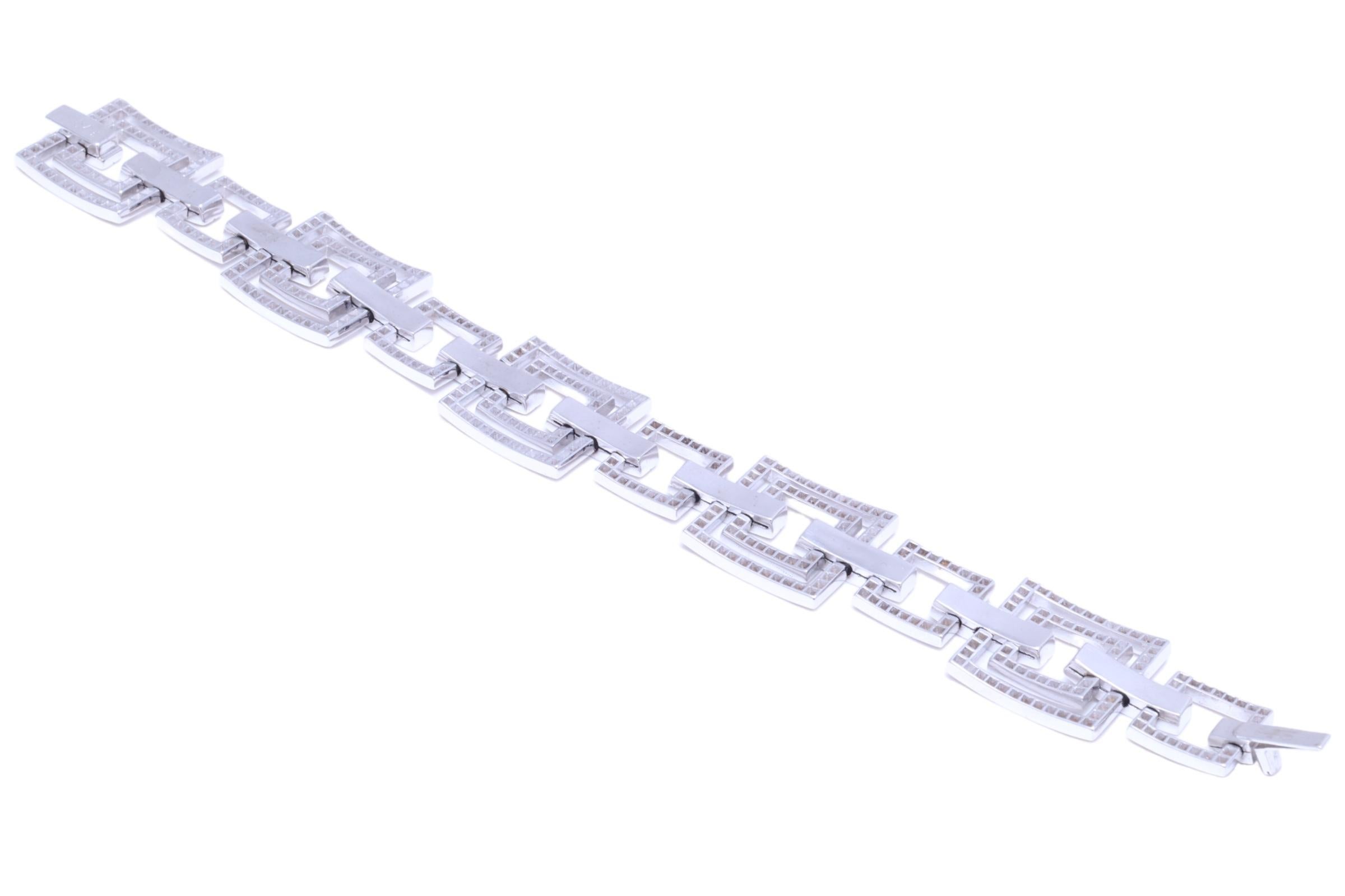 18 kt. White Gold Square Tennis Bracelet with 8.52 ct. Diamonds For Sale 4