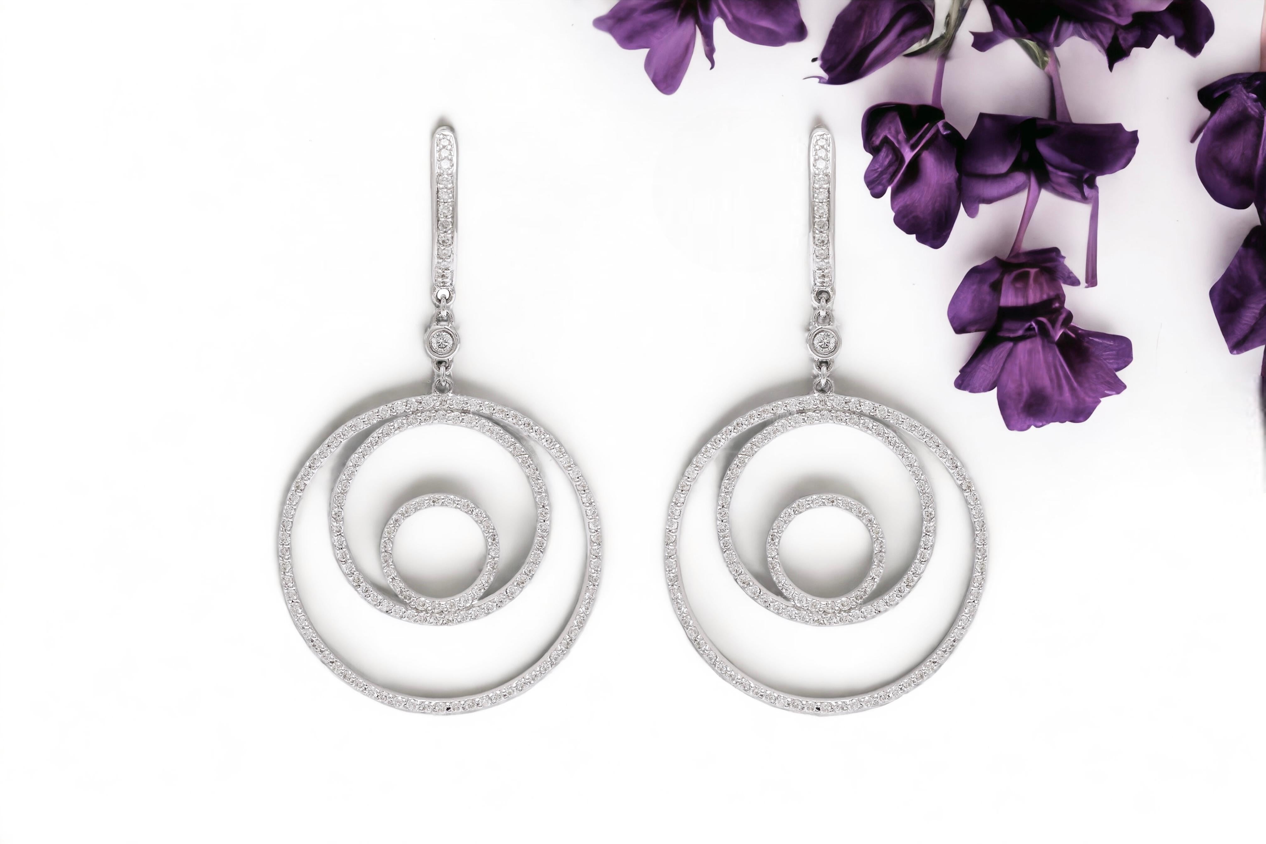 Women's 18 kt. White Gold Tipple Circle 1.68 ct. Diamond Earrings For Sale