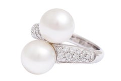 18 Kt White Gold Toi & Moi Pearl & Diamond Ring