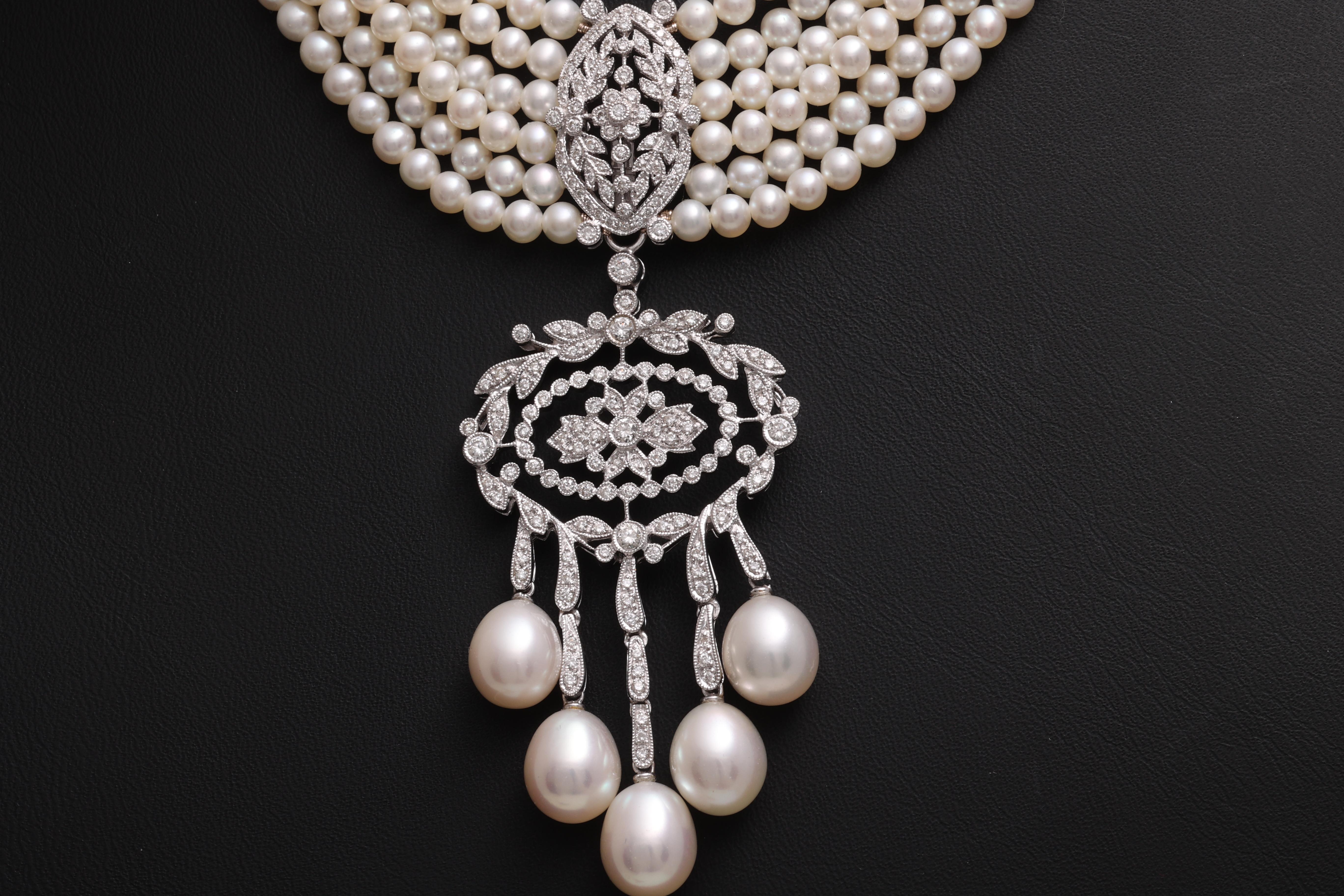 Collana girocollo con perle e diamanti in oro bianco 18 Kt, ciondolo rimovibile in vendita 1