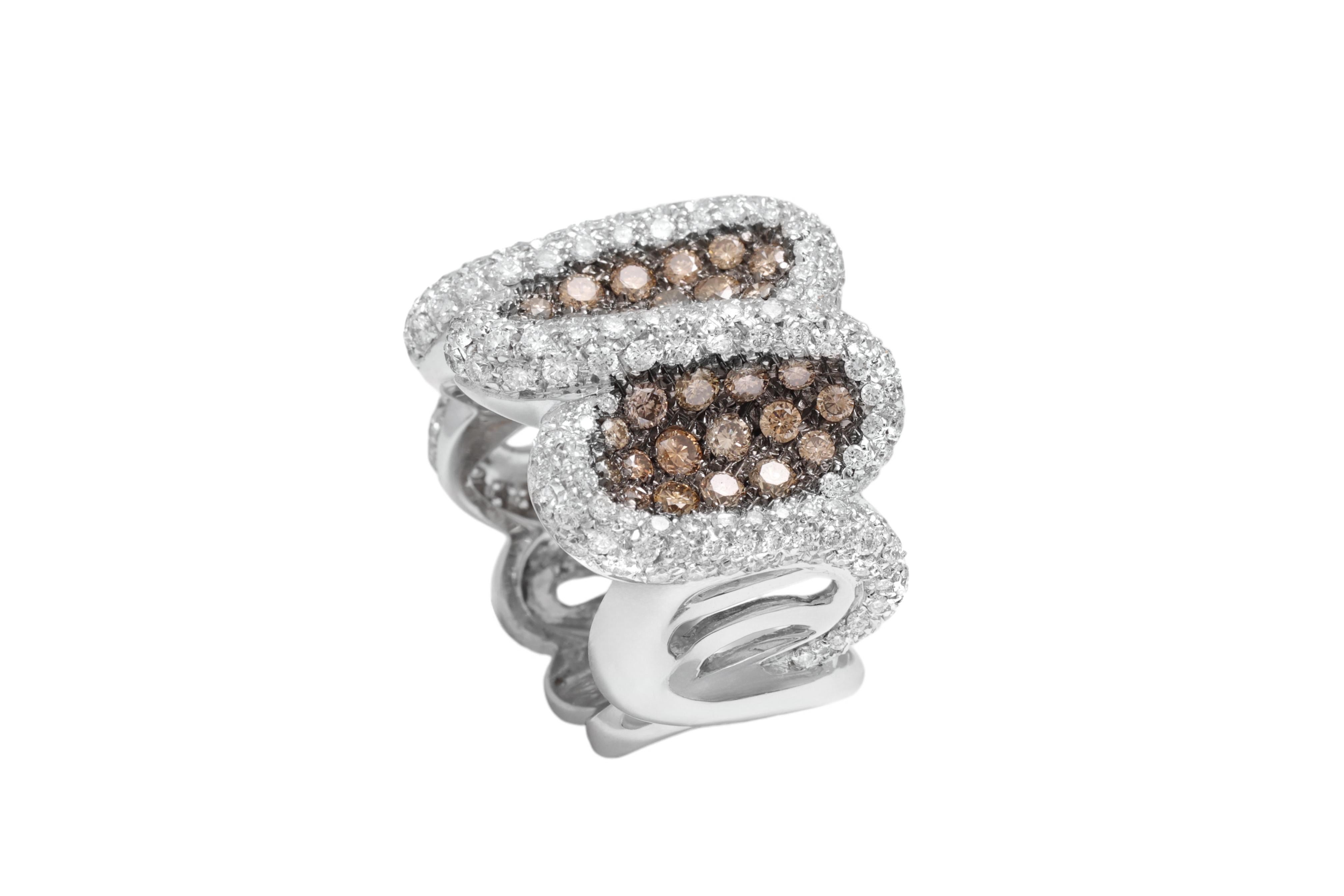 18 Kt White Gold, White & Cognac Color Natural Diamonds Ring For Sale 6
