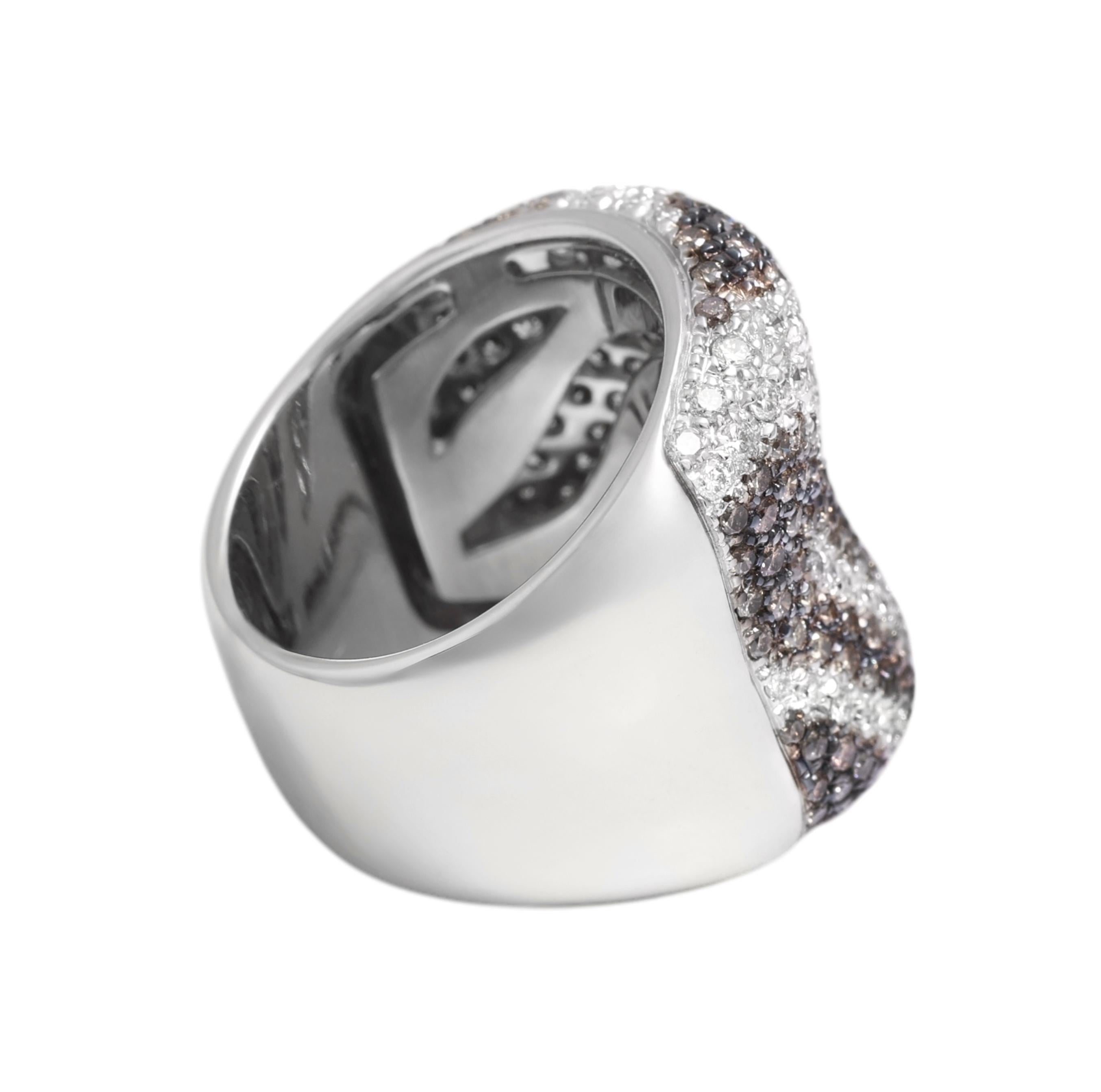 18 Kt White Gold White & Cognac Diamonds Zebra Model Ring For Sale 6