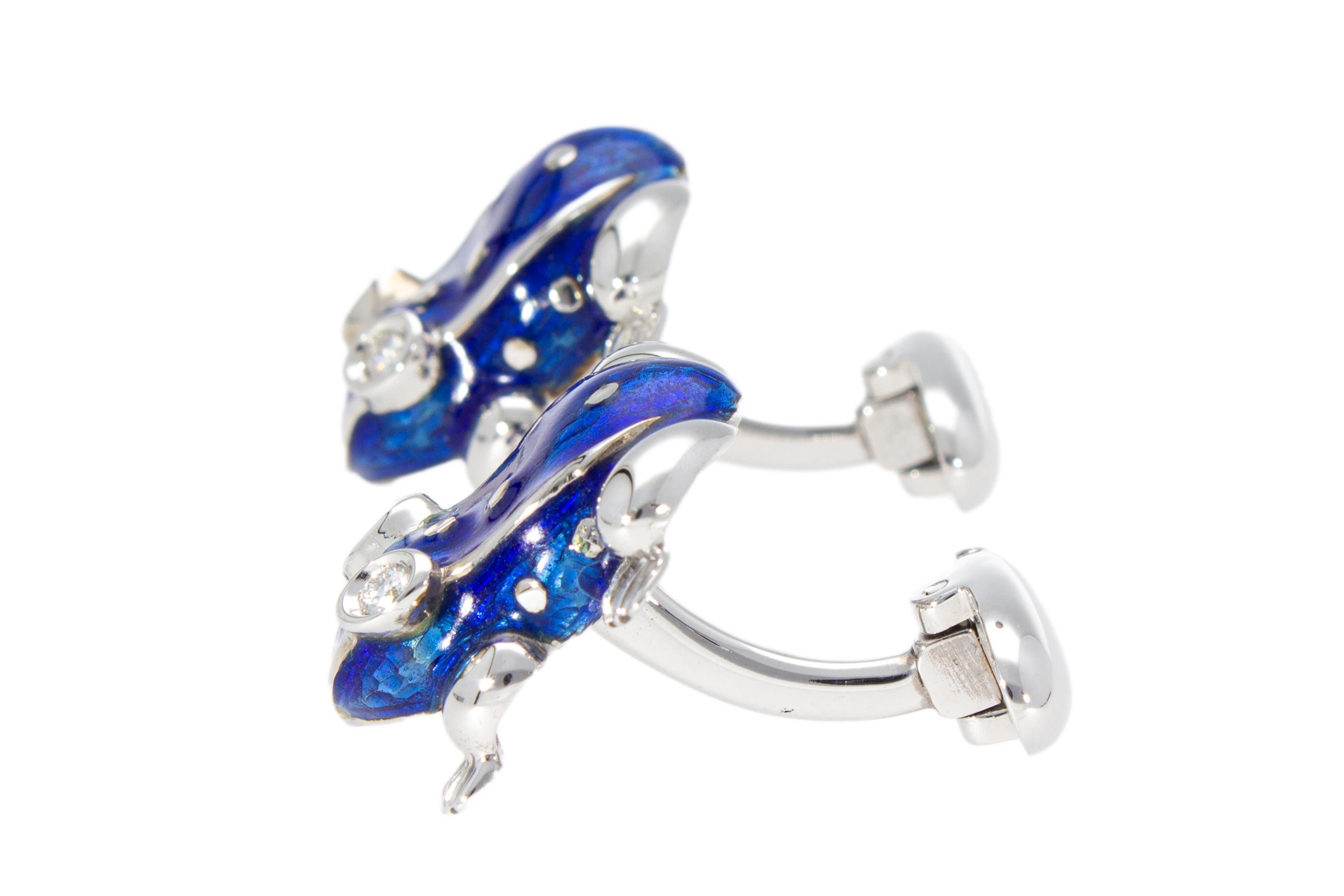 18 Kt White Gold with Blu Enamel Diamonds Frog Cufflinks Handcraft Made in Italy For Sale 2