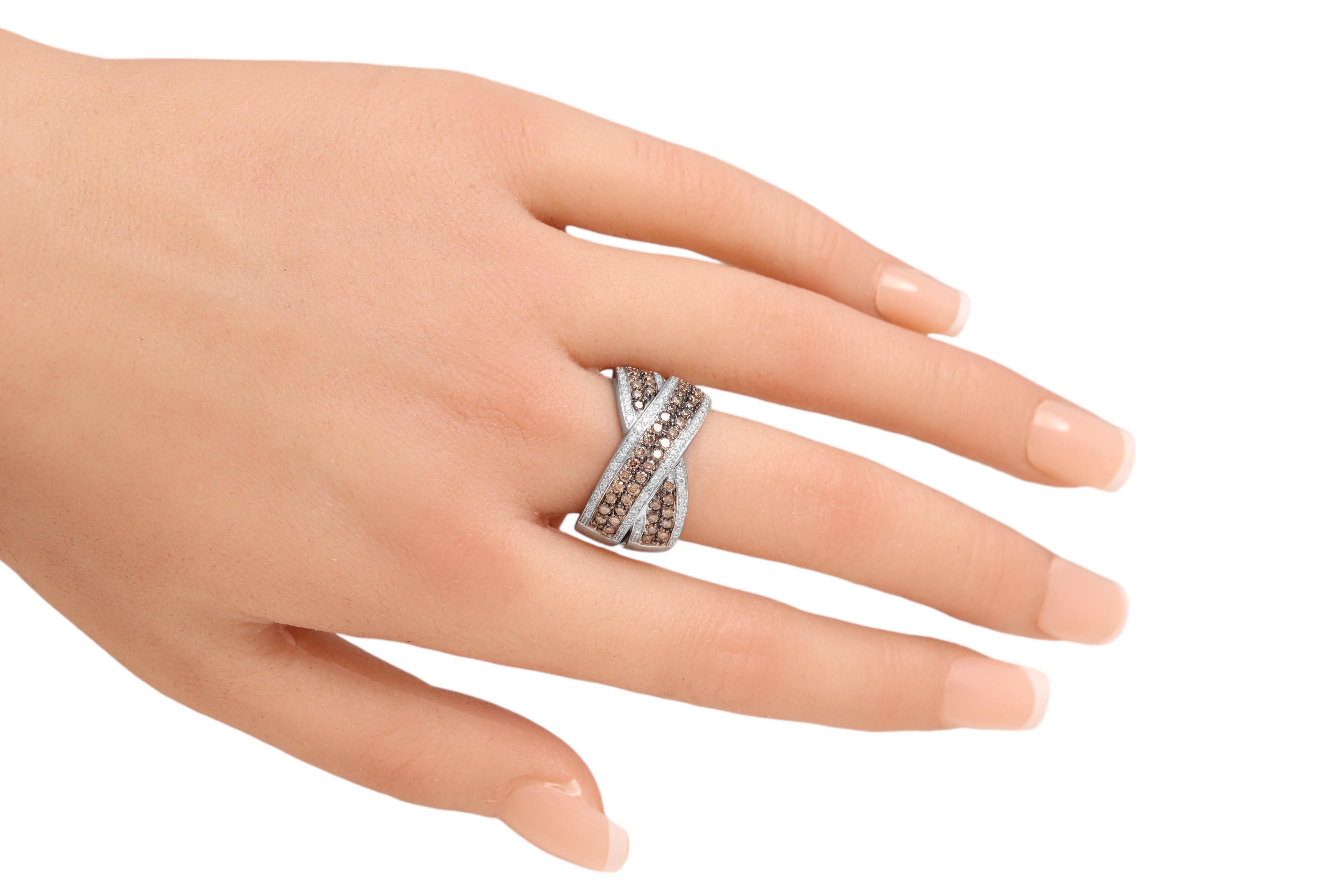 18 kt. White Gold Wrap Ring With 1.6 ct. White & Cognac Diamonds For Sale 8