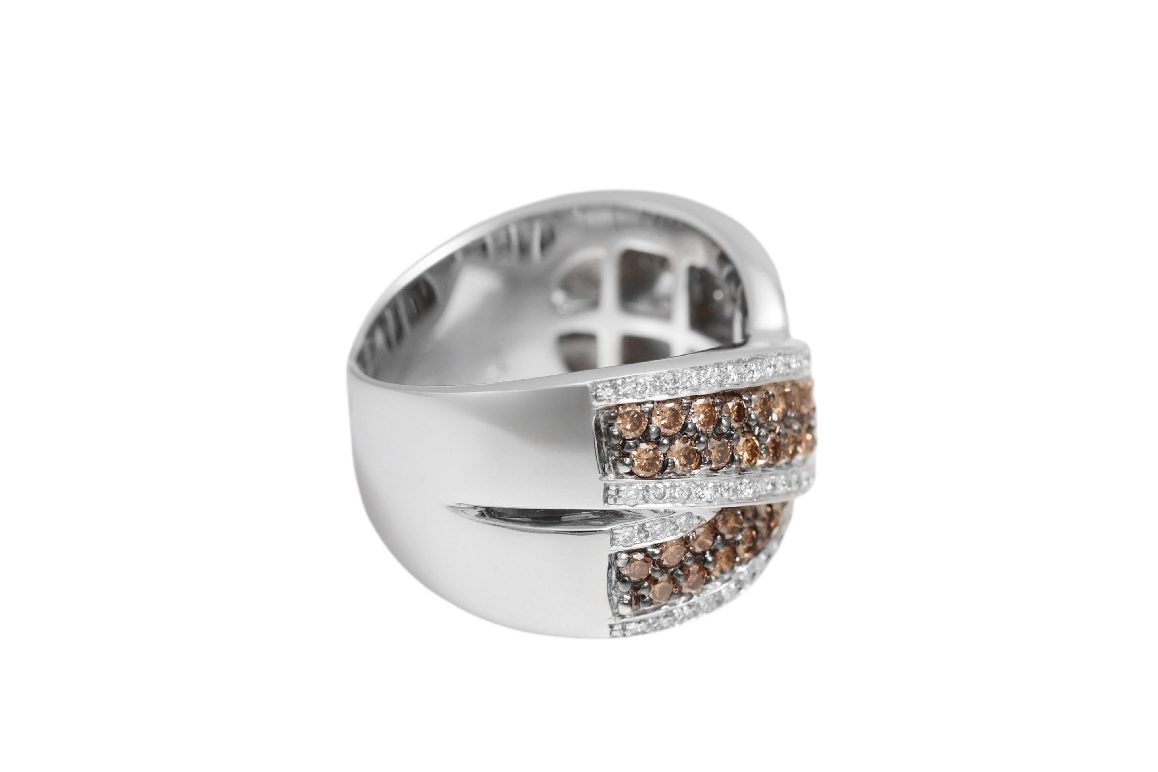 18 kt. White Gold Wrap Ring With 1.6 ct. White & Cognac Diamonds For Sale 2