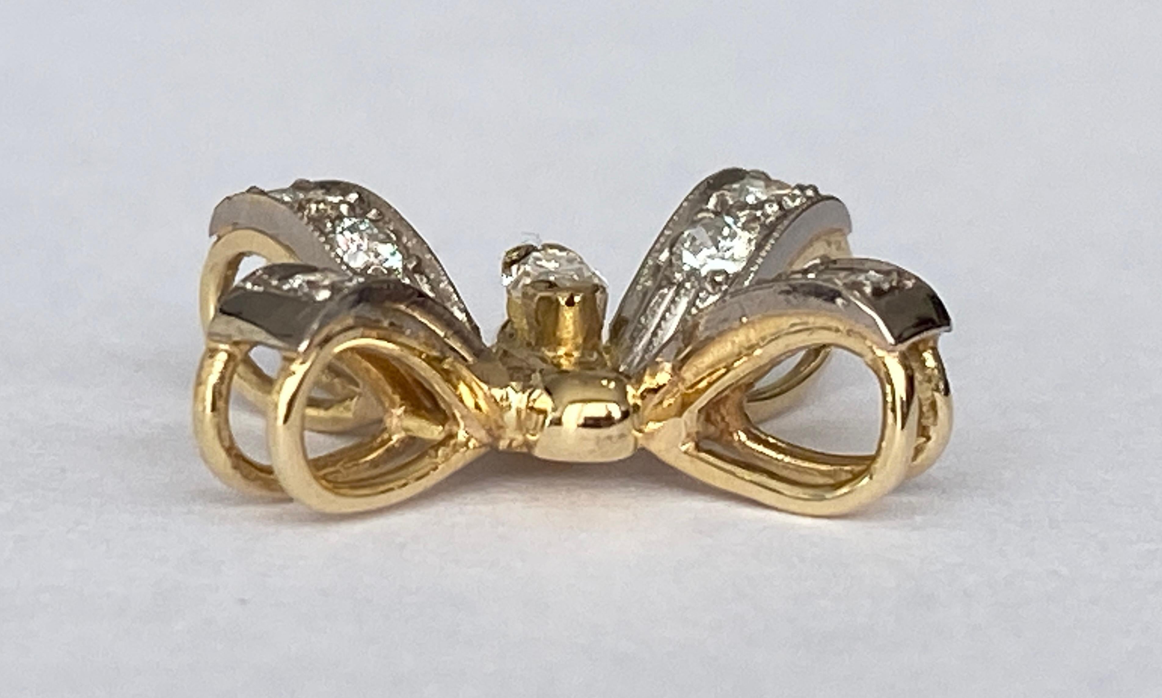 18 kt Whiting/giallo  ciondolo in oro con farfalla e diamante in vendita 2
