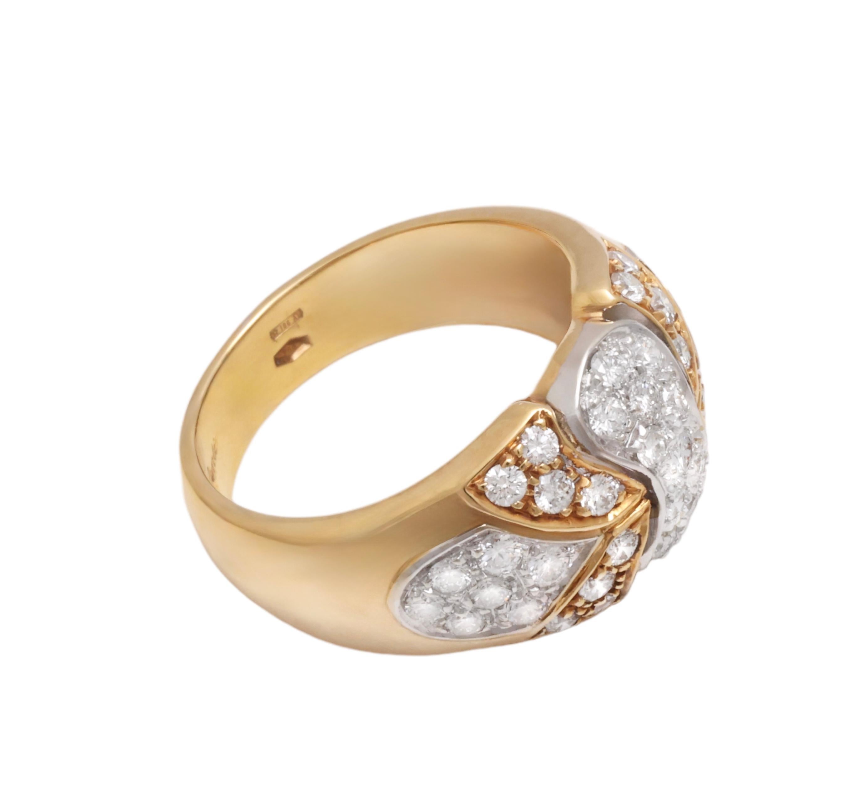 18 Kt White & Yellow Gold Diamond Ring For Sale 2
