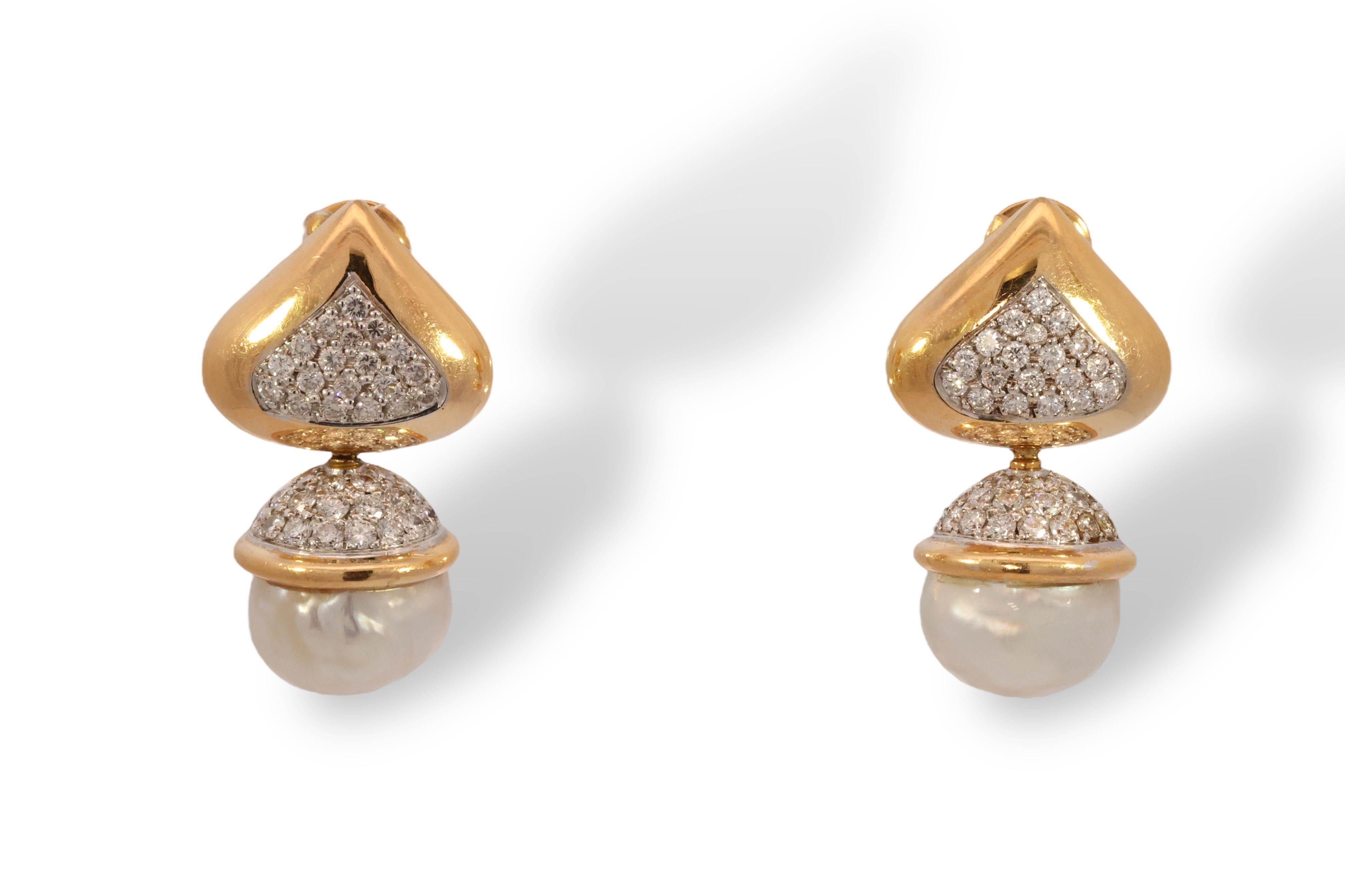 18 kt. Yellow and White Gold Earrings With Big Pearls and 2.4 ct. Diamonds  For Sale 2