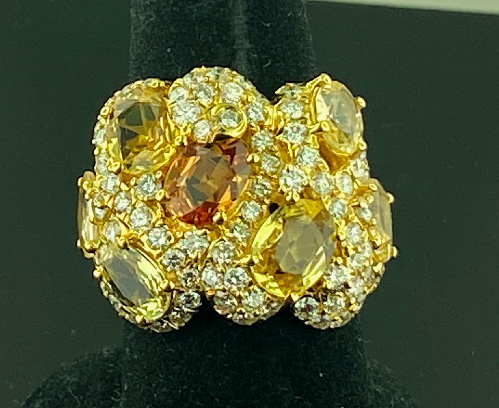 18 KT Yellow Gold 7-Stone Yellow/Orange Sapphire & Diamond Ring In Excellent Condition For Sale In Palm Desert, CA