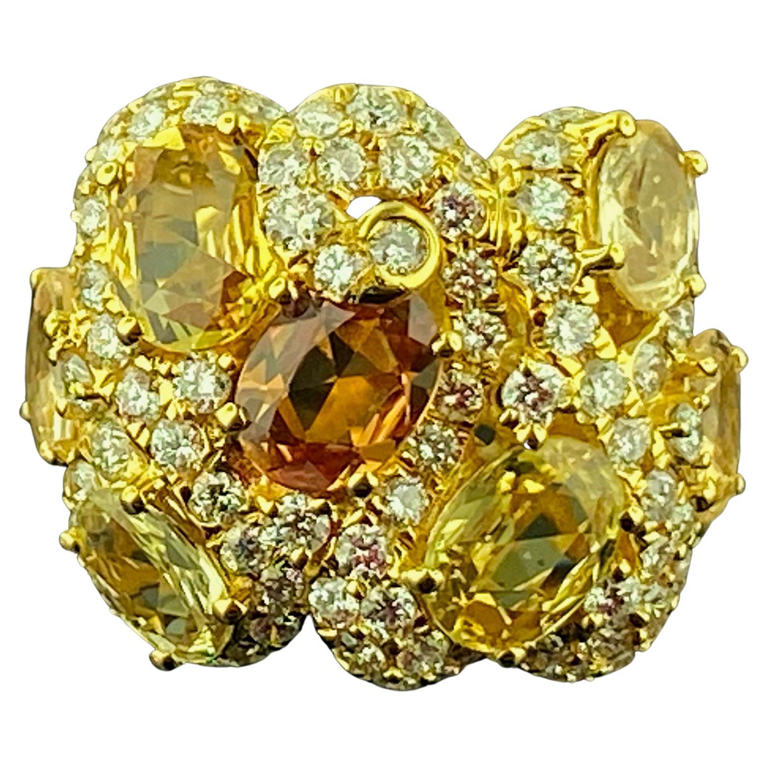 18 KT Yellow Gold 7-Stone Yellow/Orange Sapphire & Diamond Ring For Sale