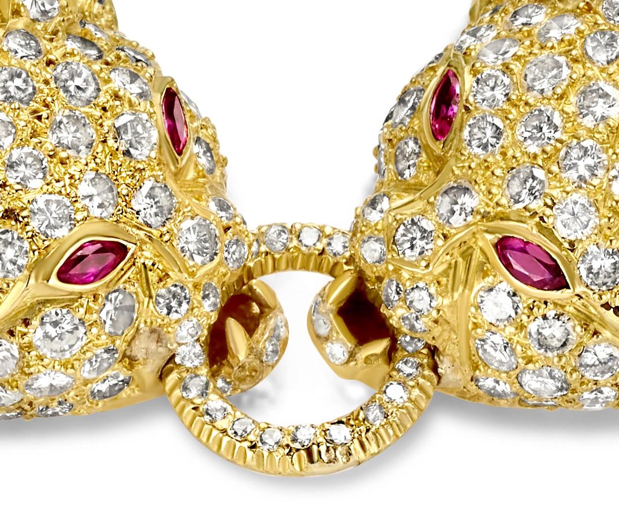 18 kt. Yellow gold Adler Genève Necklace, Earrings, Bracelet, Ring Lion Set For Sale 4