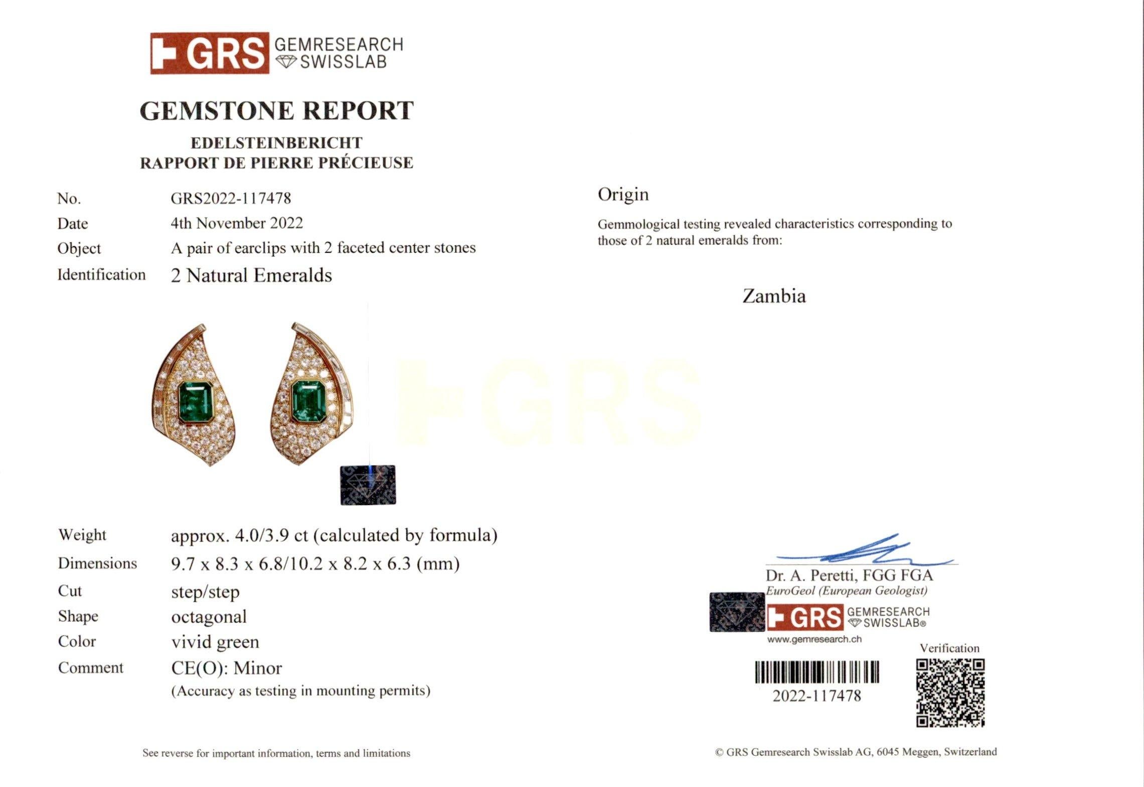 18 kt. Collier et boucles d'oreilles en or jaune Adler Genève avec émeraudes et diamants en vente 14