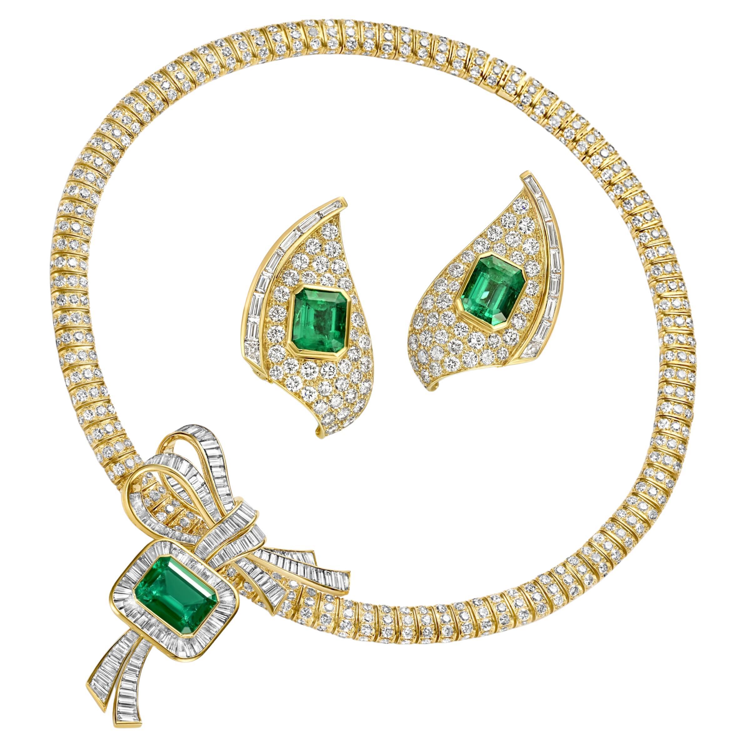 18 kt. Collar y pendientes Adler Genève de oro amarillo con esmeraldas y diamantes