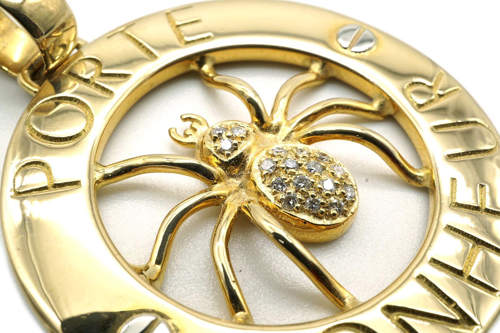 Brilliant Cut 18 Kt Yellow Gold and Diamond Spider Lucky Pendant For Sale
