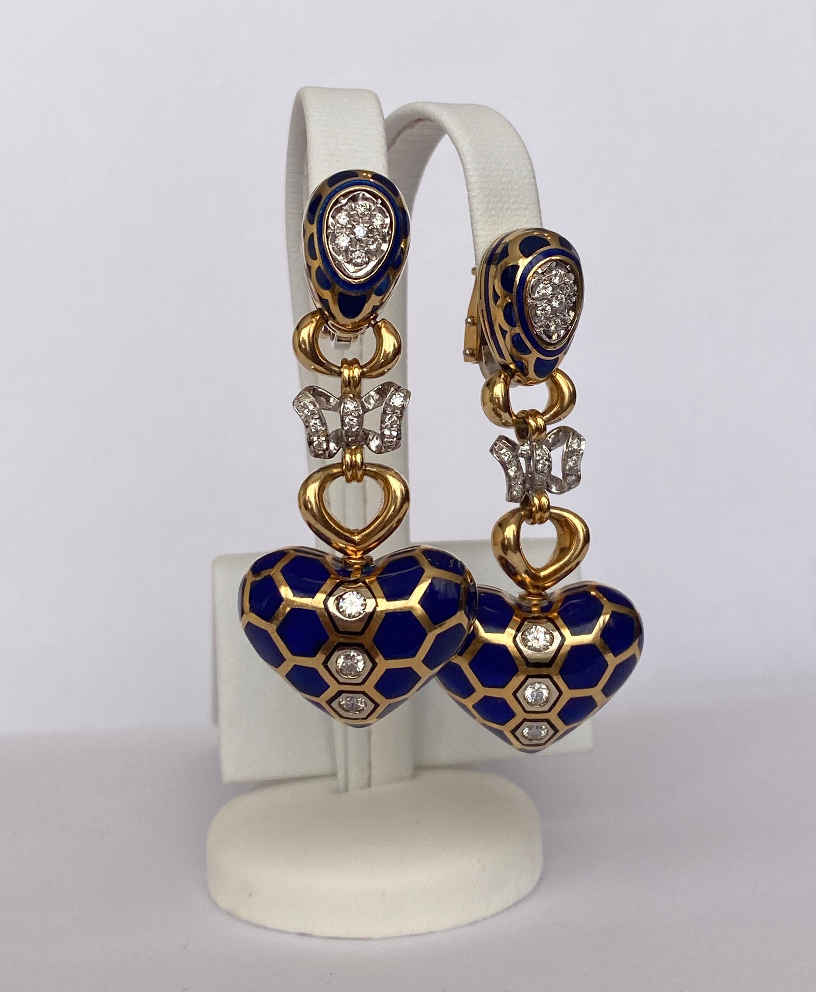 Russian Empire 18 kt. Yellow gold and  enamel Earrings  with 1.40 ct Diamond For Sale