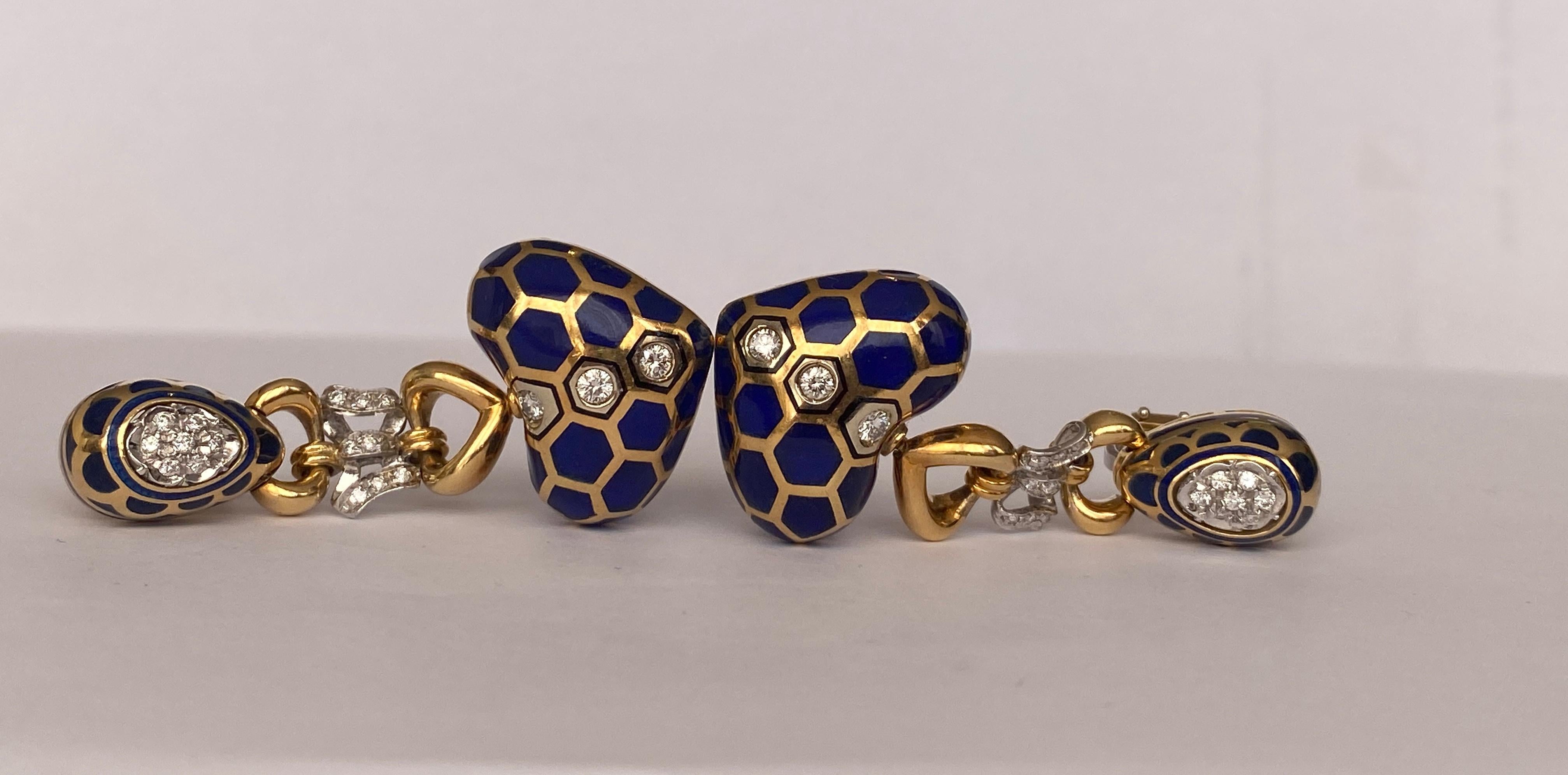 18 kt. Yellow gold and  enamel Earrings  with 1.40 ct Diamond For Sale 2