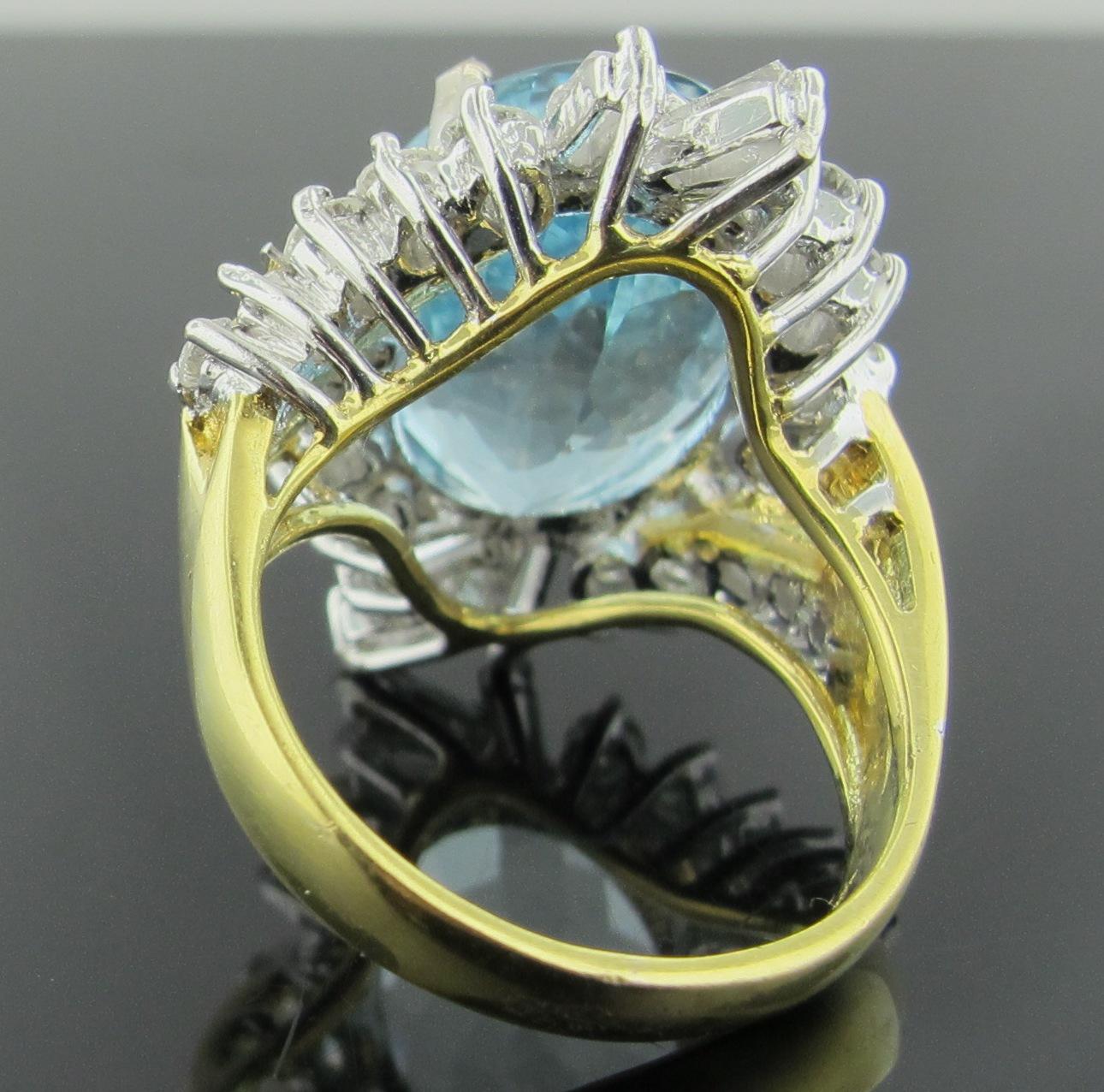 Aquamarine and Diamond Ring set in 18 karat yellow gold In Excellent Condition In Palm Desert, CA