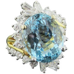 Aquamarine and Diamond Ring set in 18 karat yellow gold