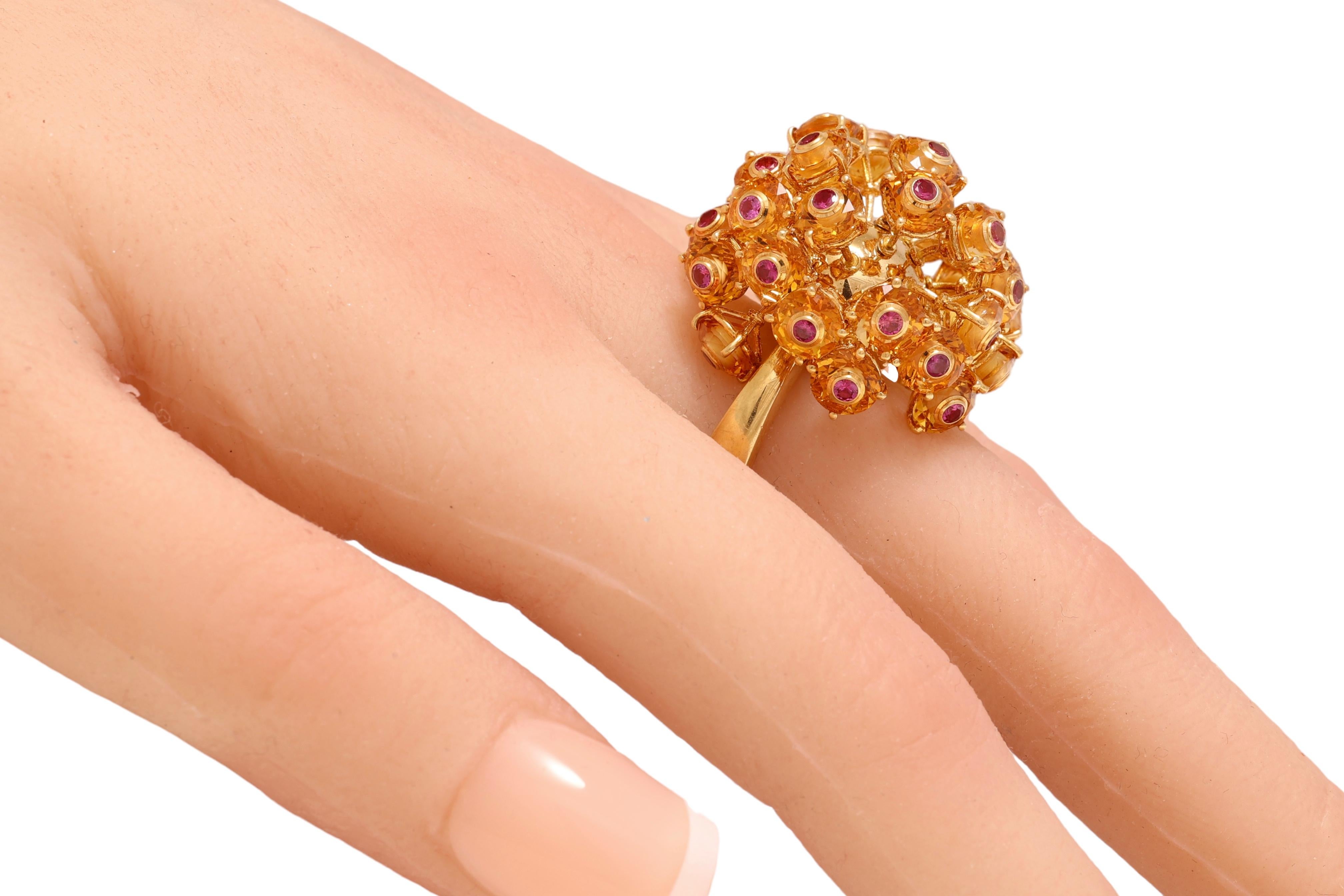  18 kt. Yellow Gold Ball of Moving 1.65 ct. Rubies and Citrine For Sale 1