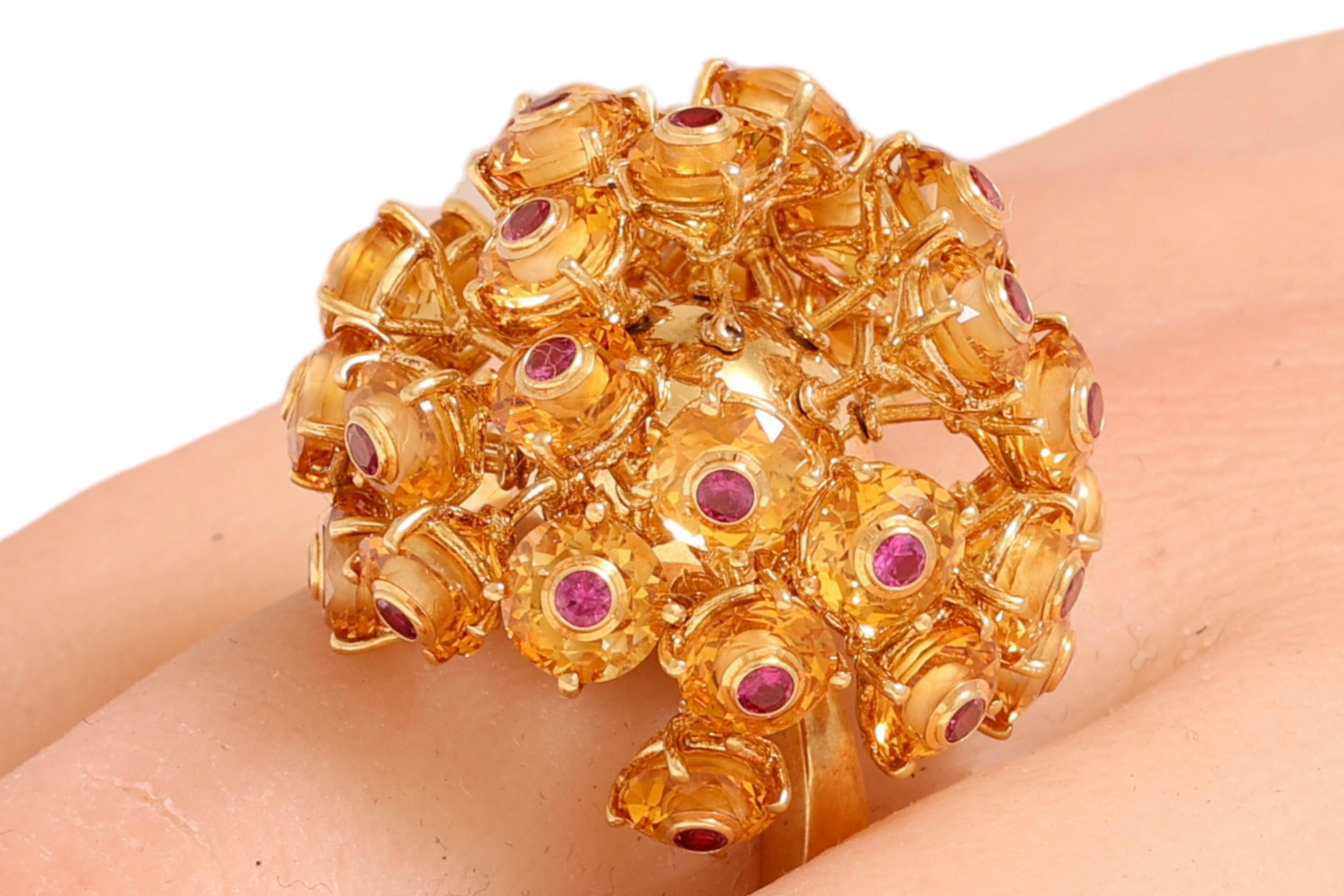  18 kt. Yellow Gold Ball of Moving 1.65 ct. Rubies and Citrine For Sale 3