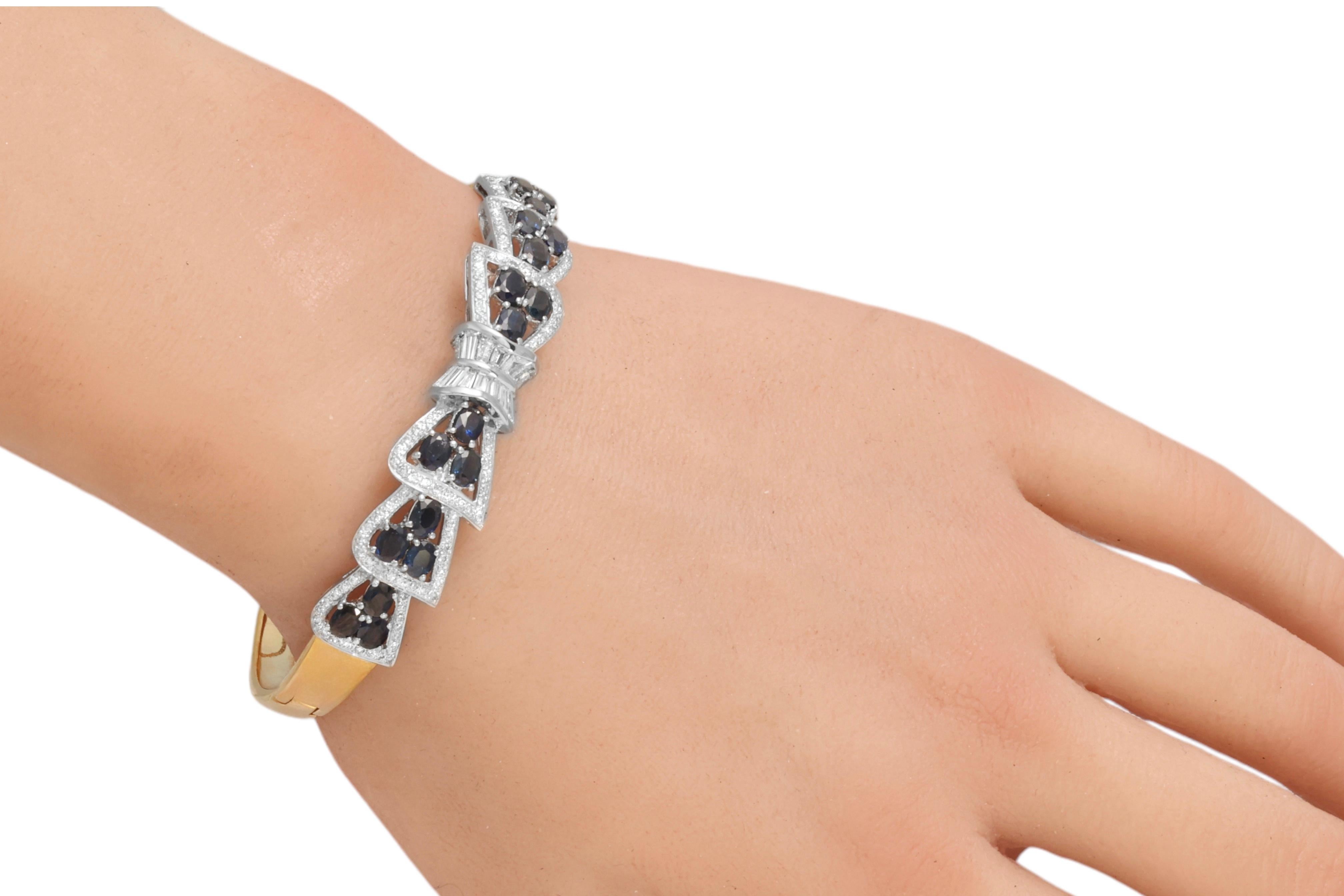 18 kt. Yellow Gold Bangle Bracelet With 2 ct Diamonds & 2.7 ct Sapphires For Sale 6