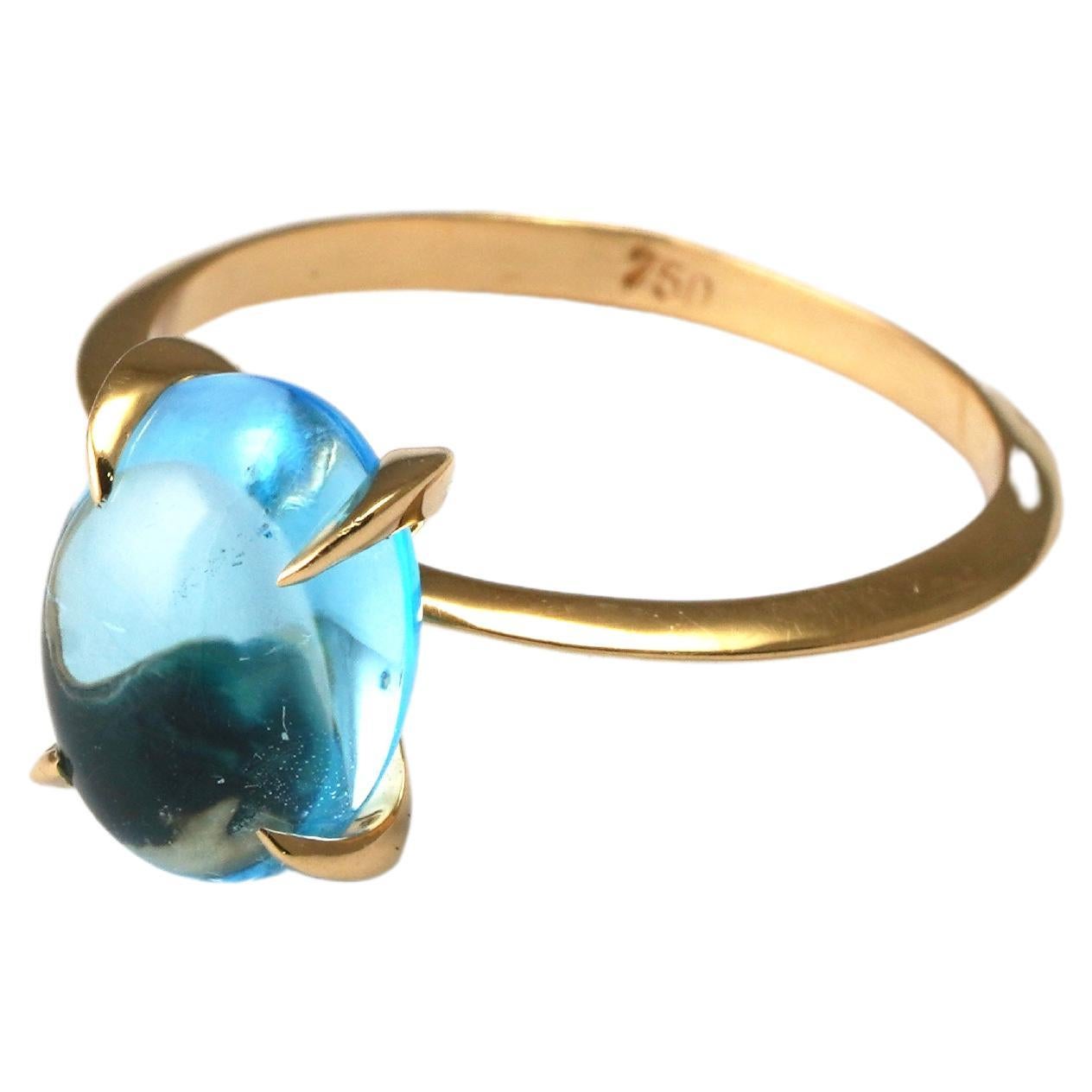 18 Karat Yellow Gold Blue Topaz Ring For Sale