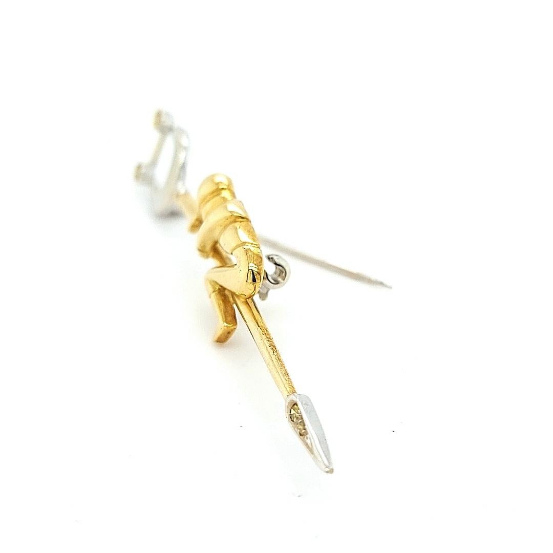18kt Yellow Gold Brooch with 0.14ct Yellow Diamonds with Man Climbing Up 2