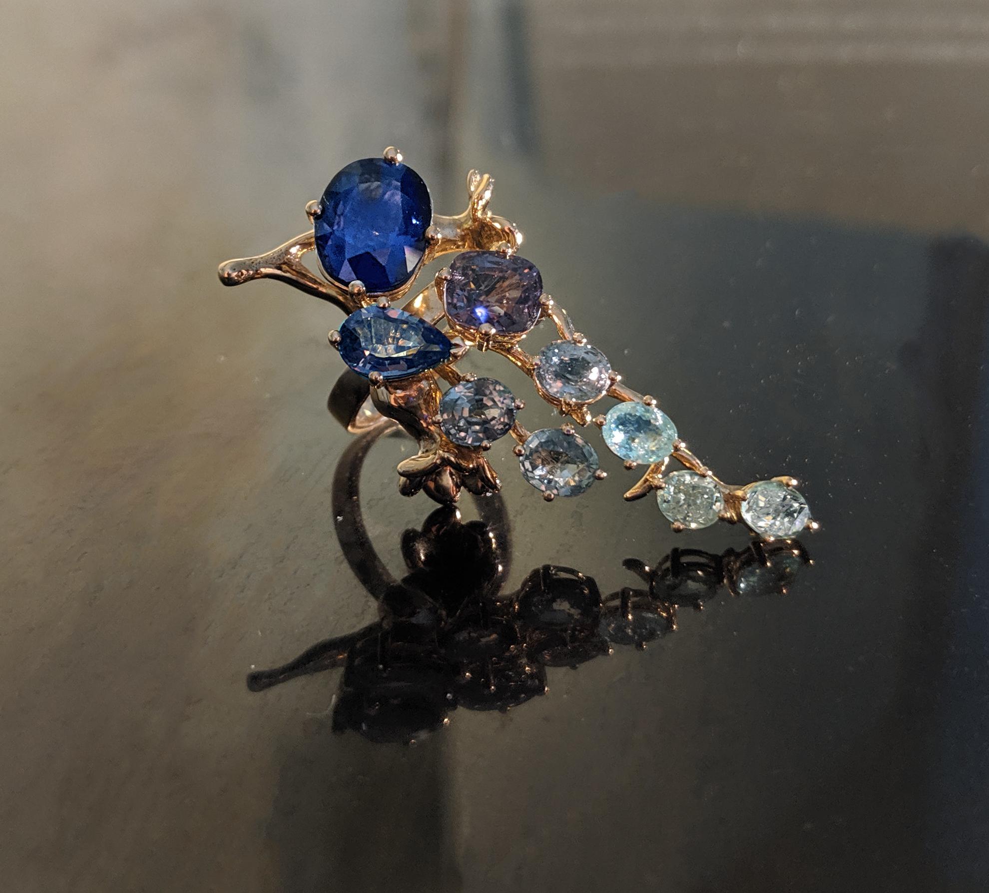 Eighteen Karat Gold Sculptural Brooch with Sapphires and Paraiba Tourmalines For Sale 1