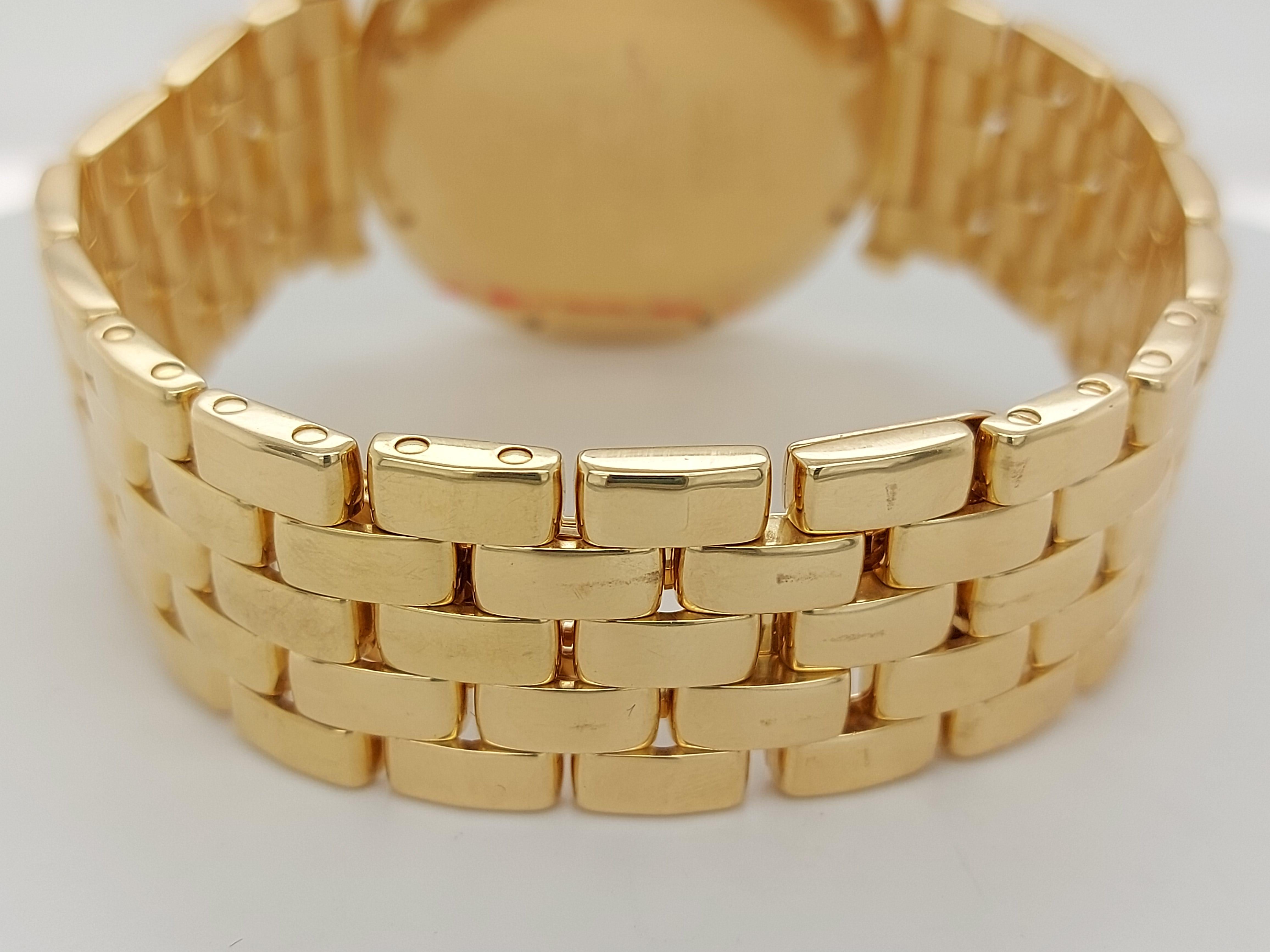 18 Karat Yellow Gold Cartier Pasha, Automatic, with Box and Papers 9