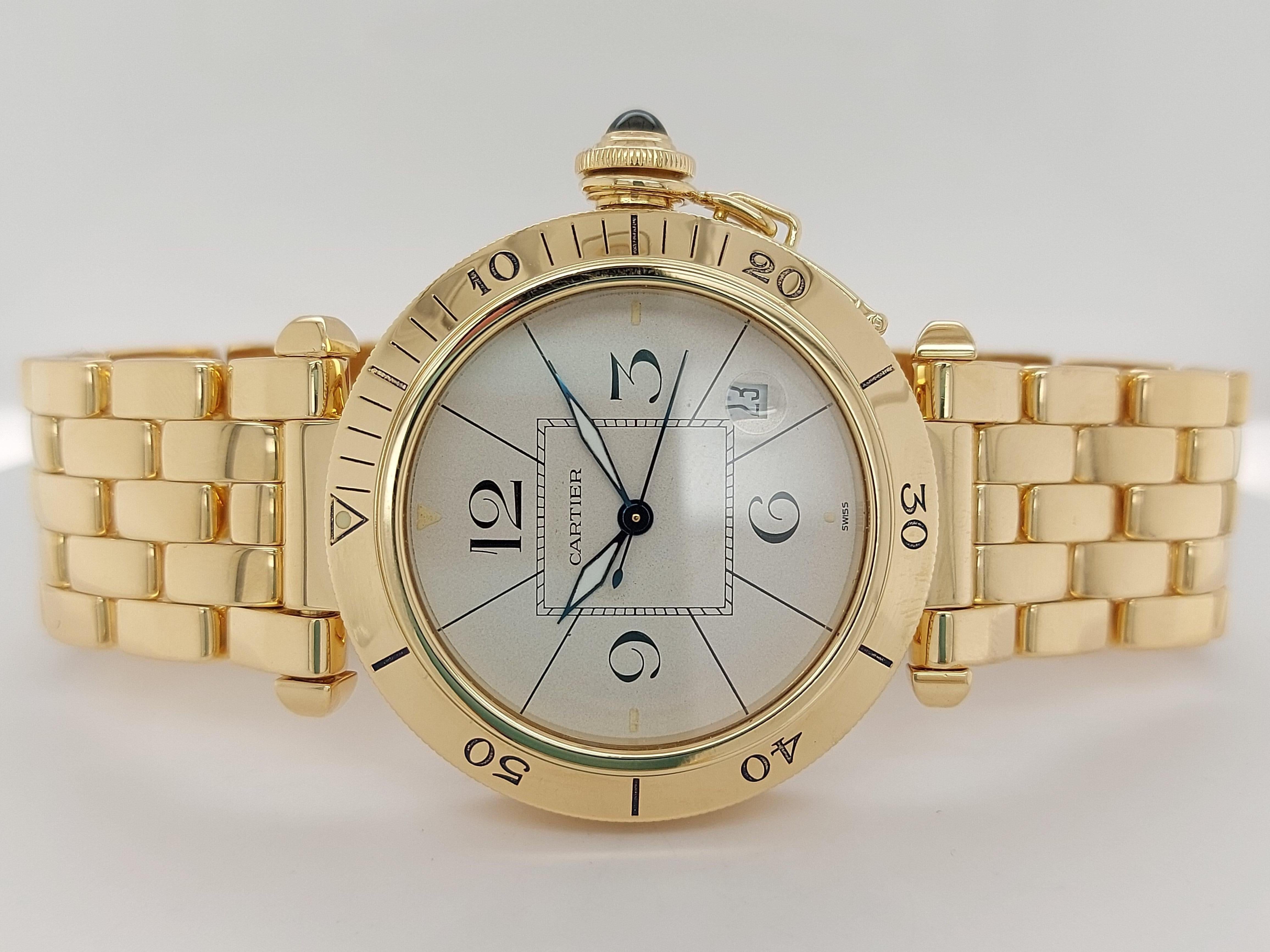 18 Kt Yellow Gold Cartier Pasha, Automatic, Diameter 38 mm With box and papers

Serial number: 820907/98

Movement: Mechanical with Automatic, Self winding

Functions: hours, minutes, seconds, magnified date window between the 4 and the 5