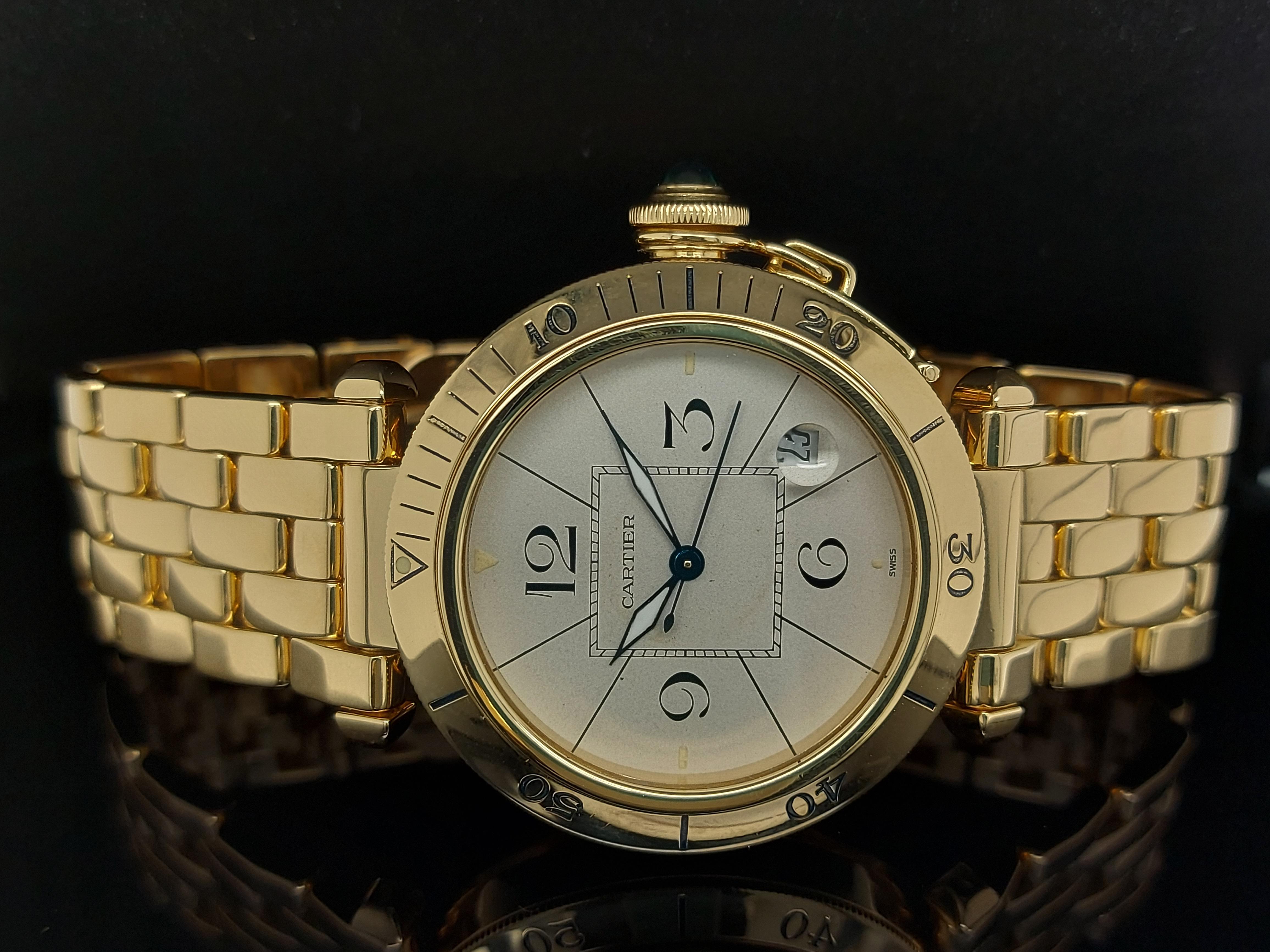 18 Karat Yellow Gold Cartier Pasha, Automatic, with Box and Papers 2