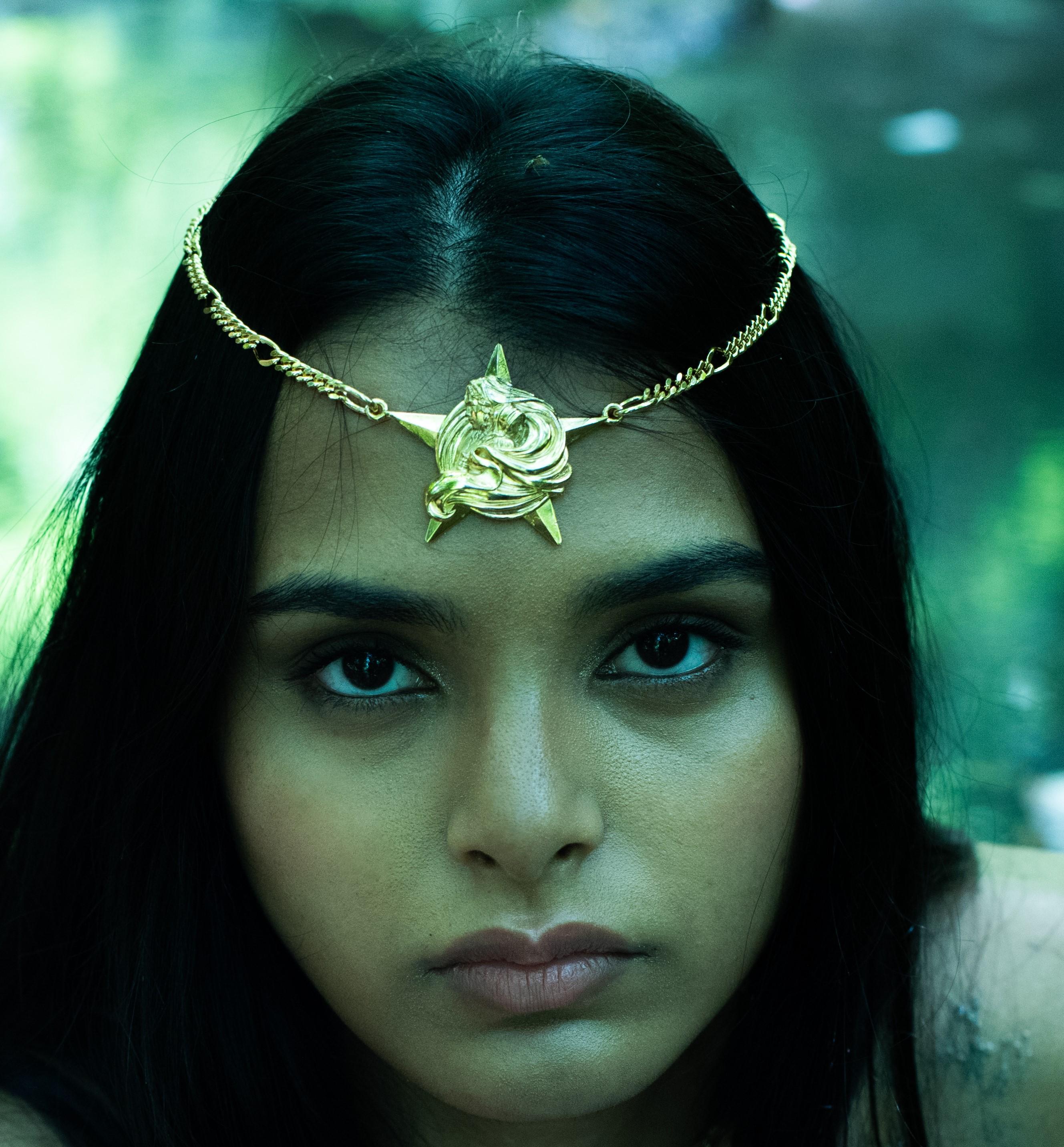 18 Karat Gelbgold Kette Halskette mit „Morning Star“ im Zustand „Neu“ im Angebot in Roma, RM