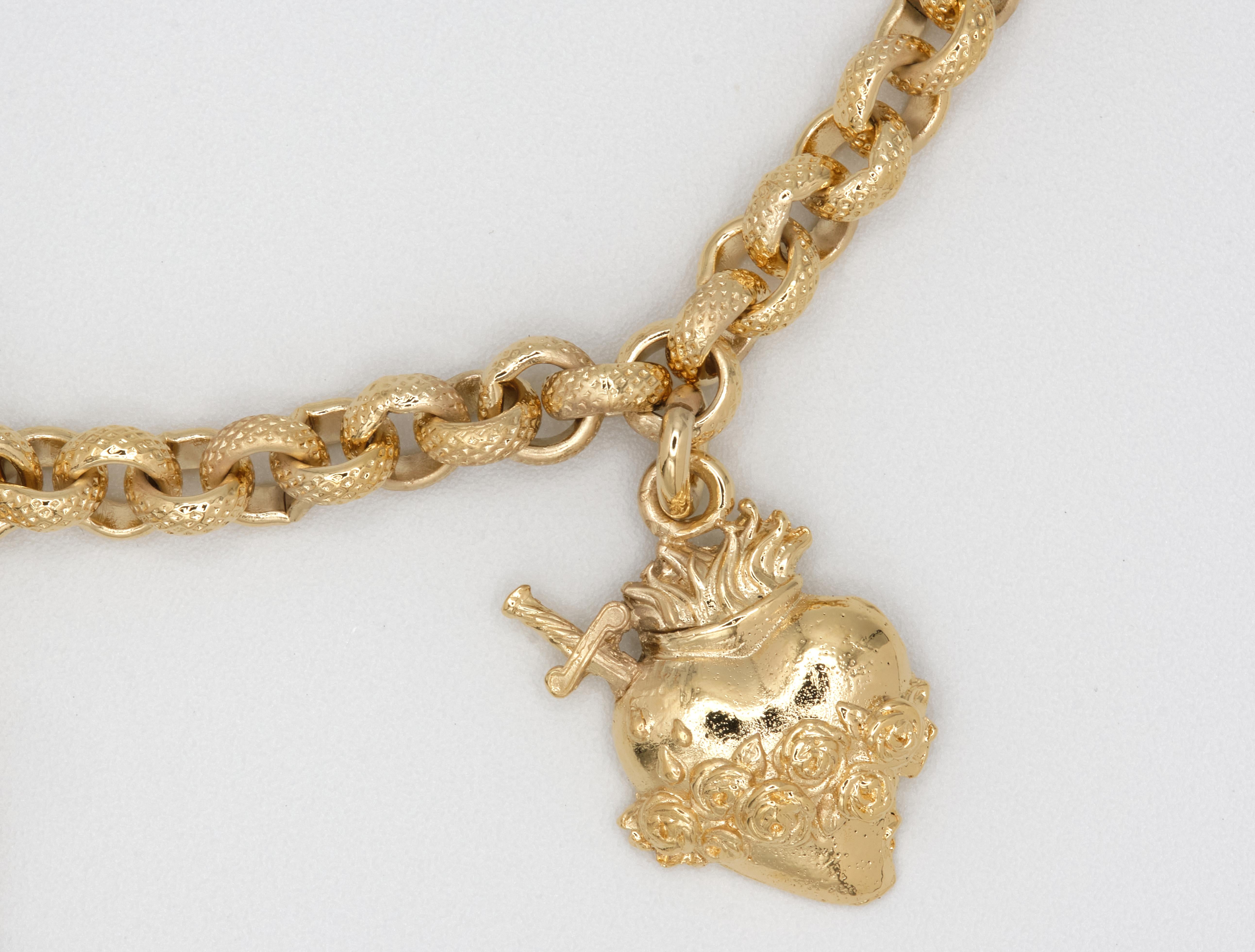 14 Kt Yellow Gold Chain Necklace with Sacred Hearts of Jesus, Joseph and Mary For Sale 1