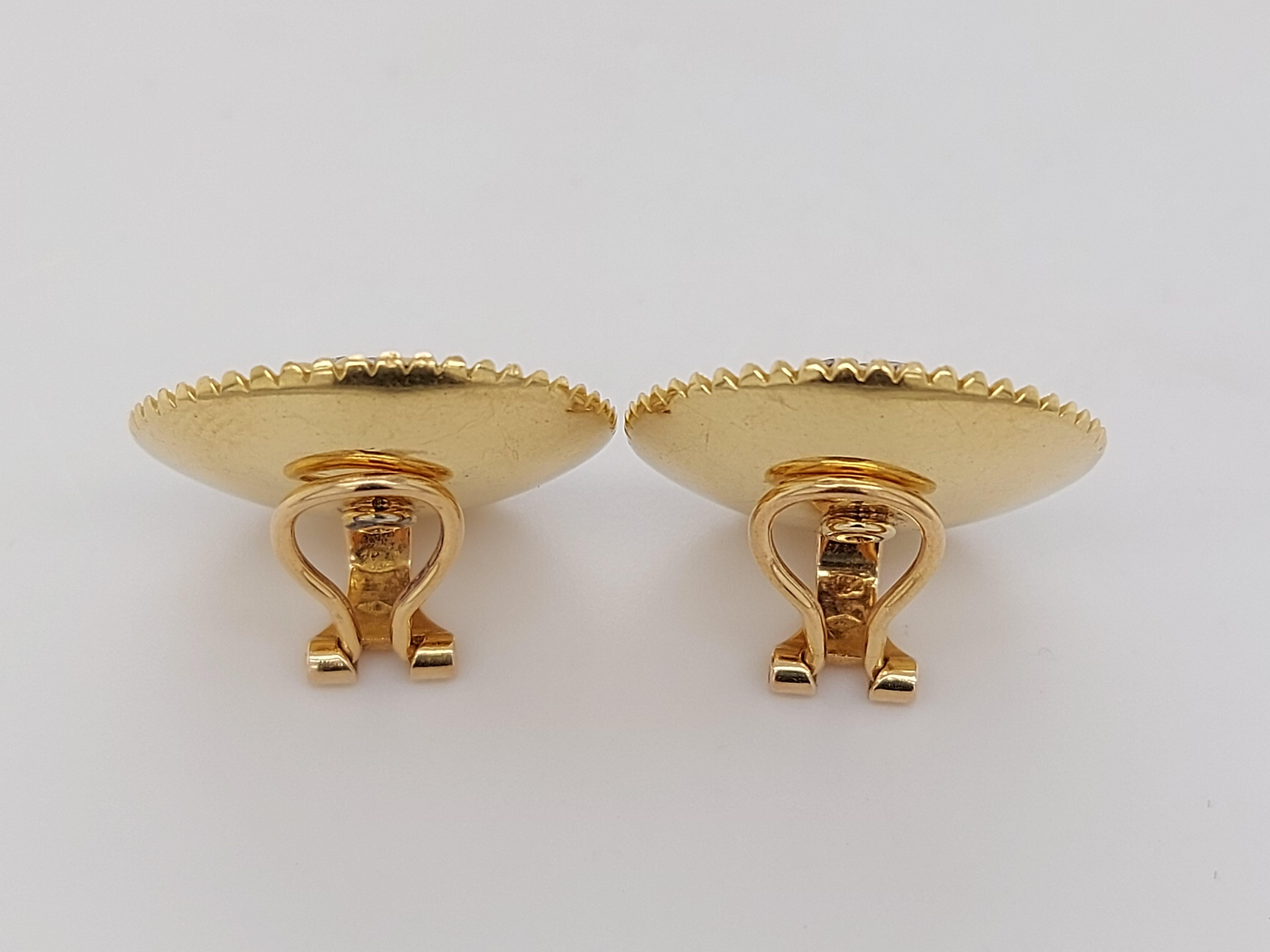 18 Karat Yellow Gold Clip-On Flower Shape Earrings 8/8 Cut Diamonds 0.26 Carat For Sale 10