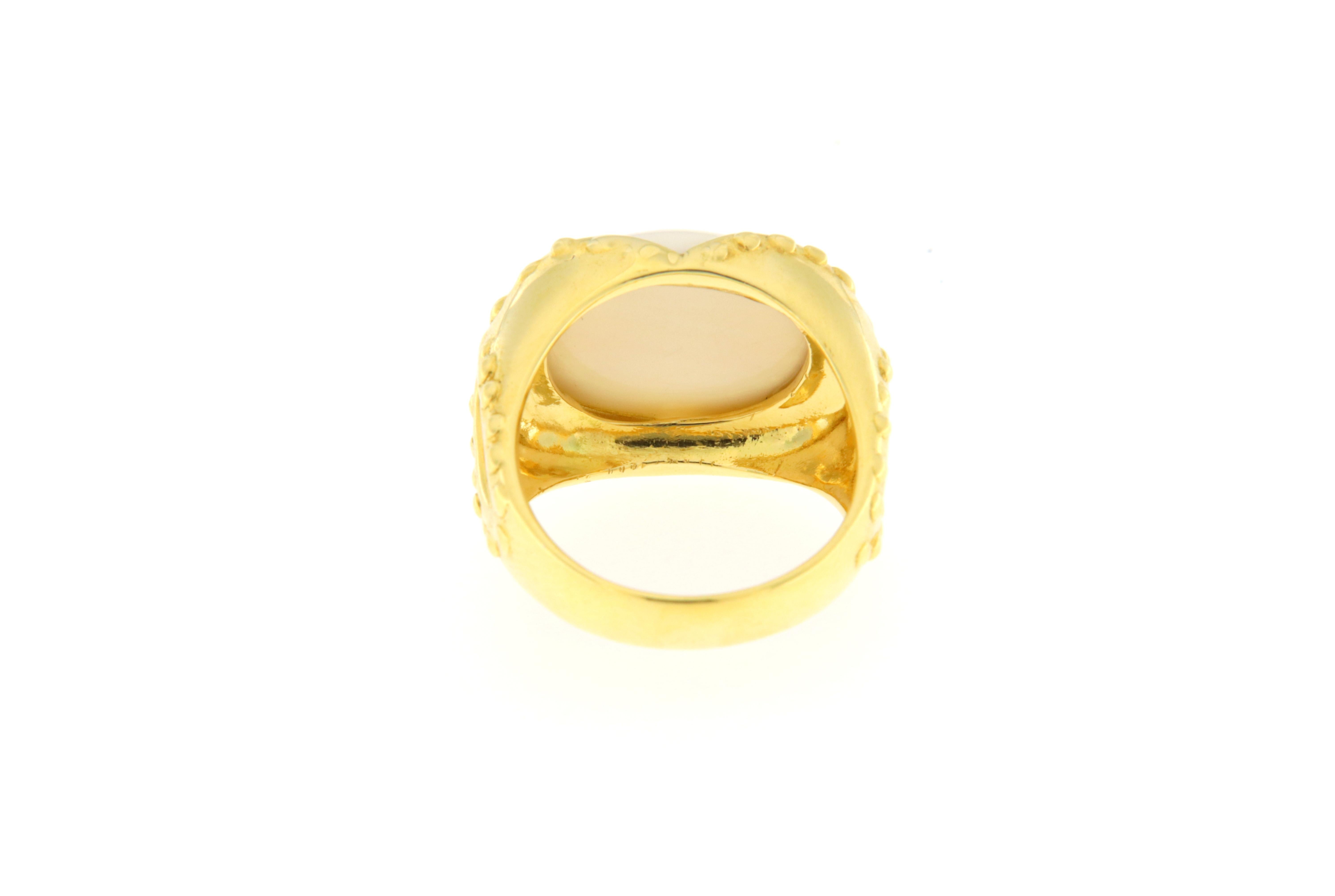 Contemporary 18 Karat Yellow Gold Cocktail Ring For Sale
