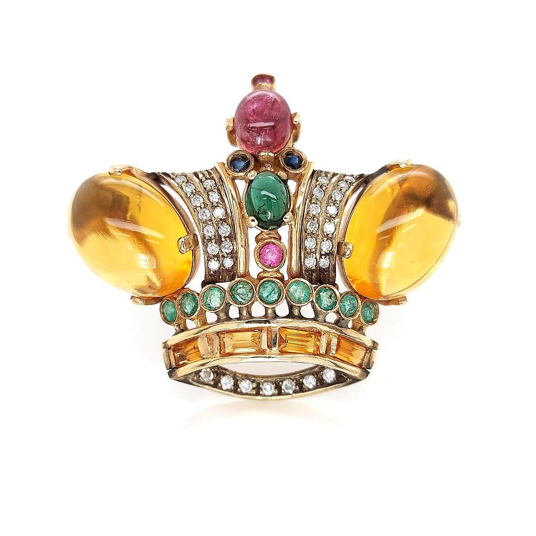 Broche/pendentif couronne en or jaune 18 carats avec pierres précieuses et diamants Excellent état - En vente à Antwerp, BE