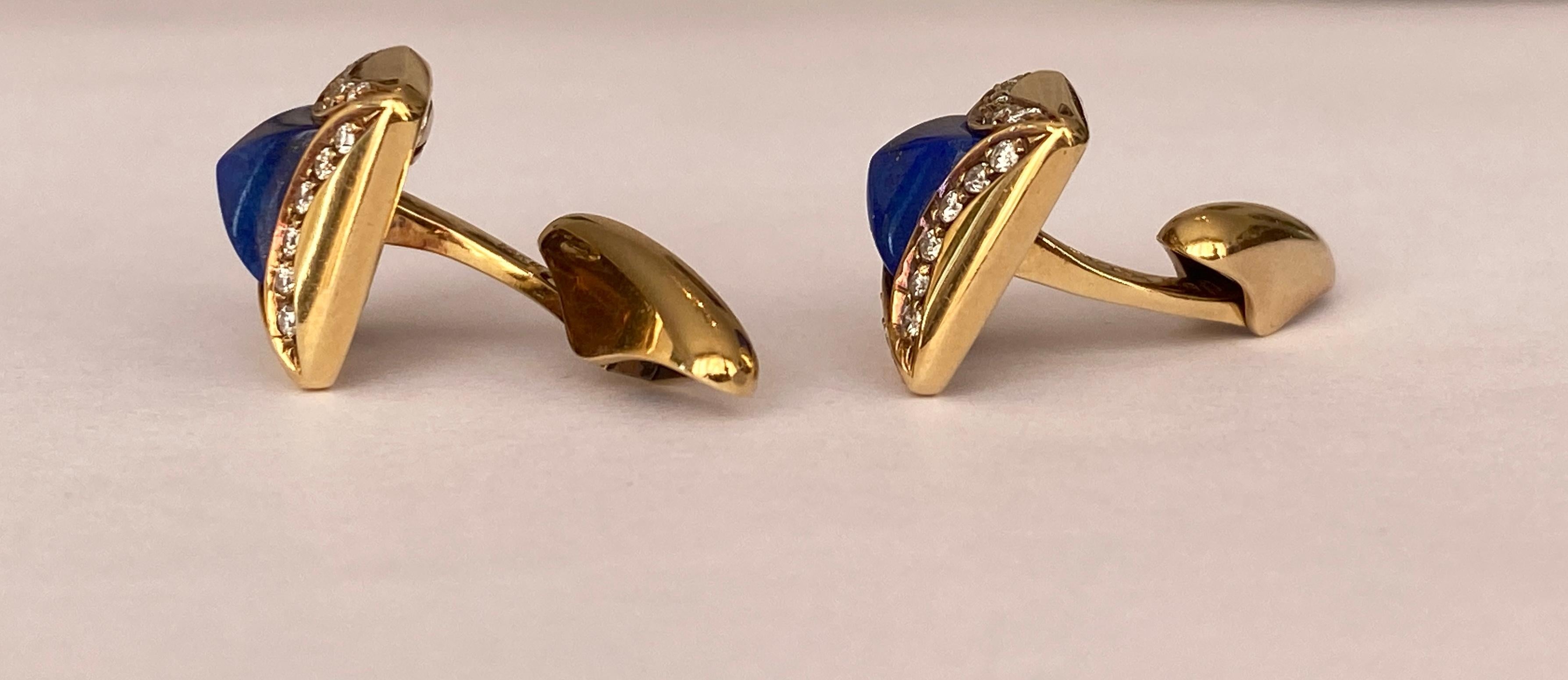 18 Kt. Yellow Gold Cufflinks Lapis Lazulis and Diamonds In Excellent Condition For Sale In AMSTERDAM, NL