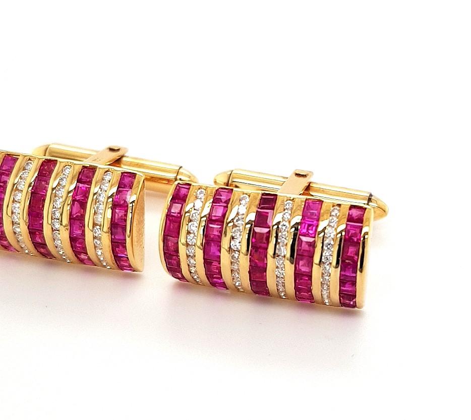 Brilliant Cut 18kt Yellow Gold Cufflinks with Rubies and Diamonds For Sale