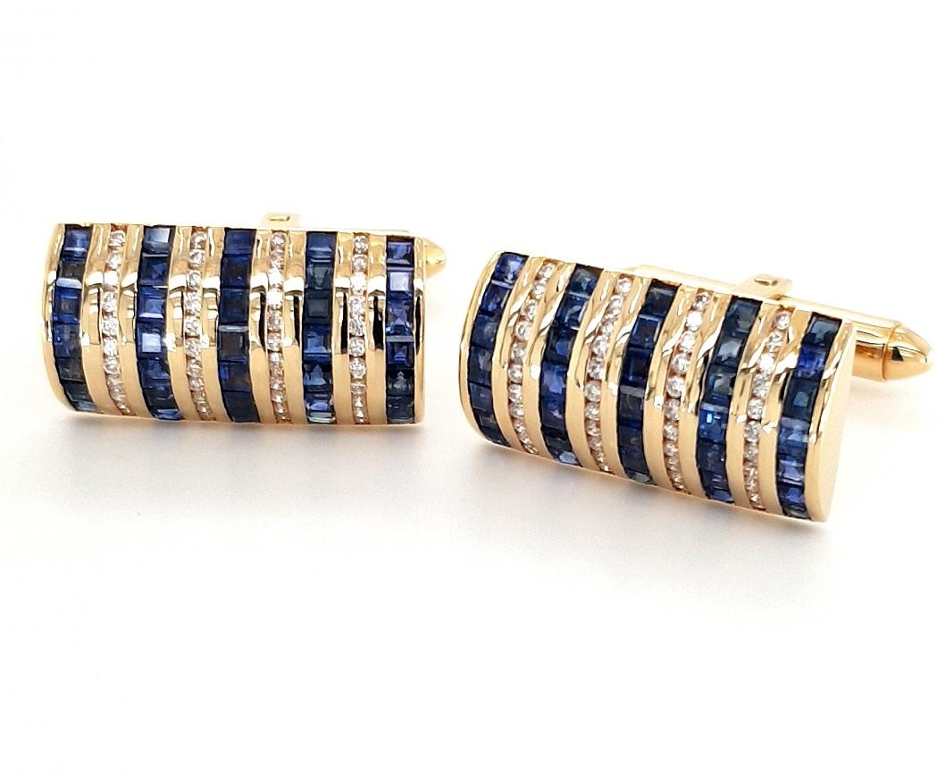 18 Kt Yellow Gold Cufflinks With Sapphires And Diamonds Stunning

Extremely fine and beautiful Sapphire and diamond row set cufflinks.
High level craftsmanship   and elegant for special occasions or daily use.

Diamonds: 88 diamonds: 1,05 ct