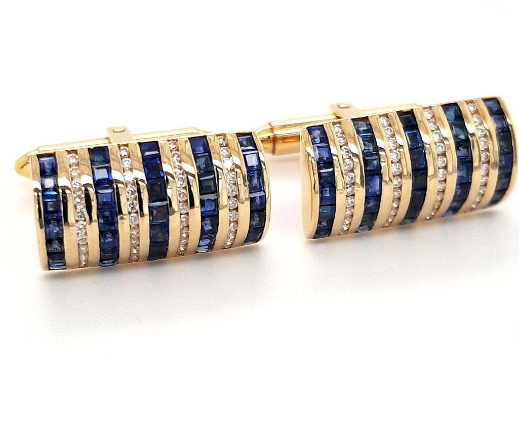 Women's or Men's 18kt Yellow Gold Cufflinks with Sapphires and Diamonds Stunning For Sale