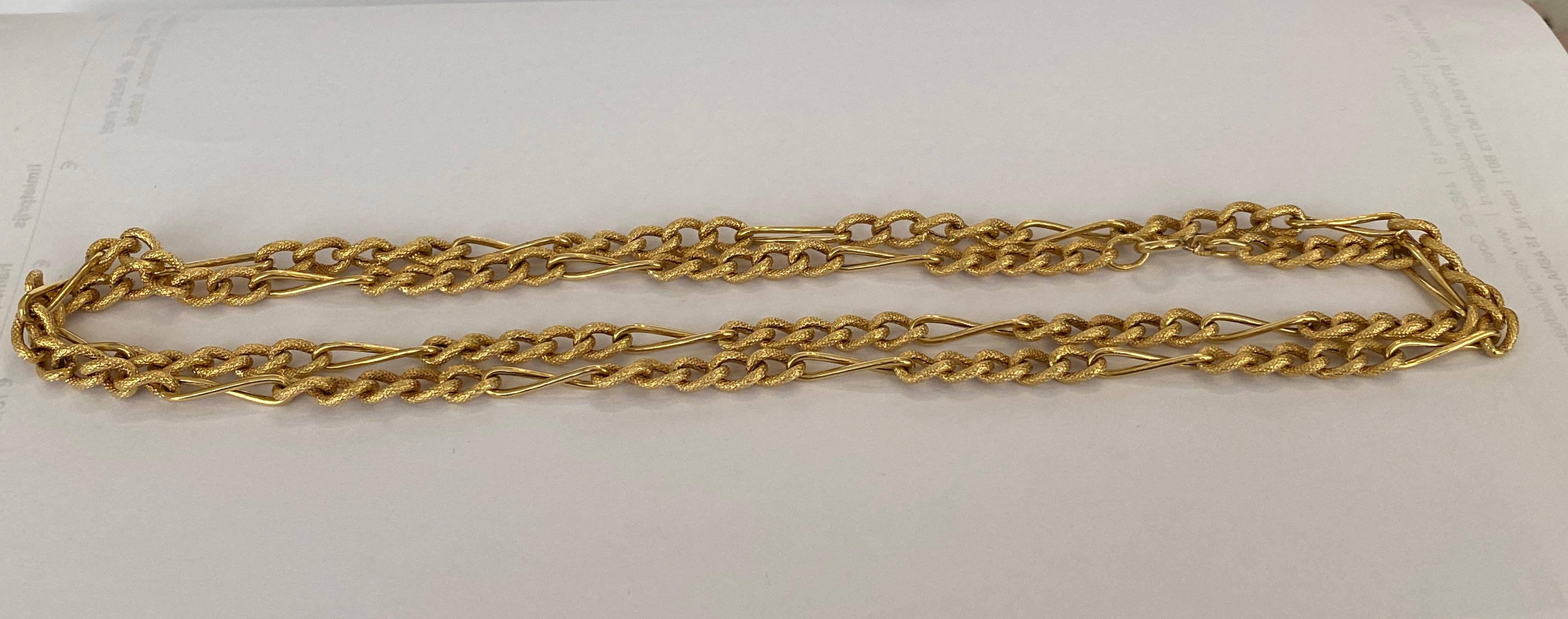 18 KT yellow gold design necklace For Sale 4