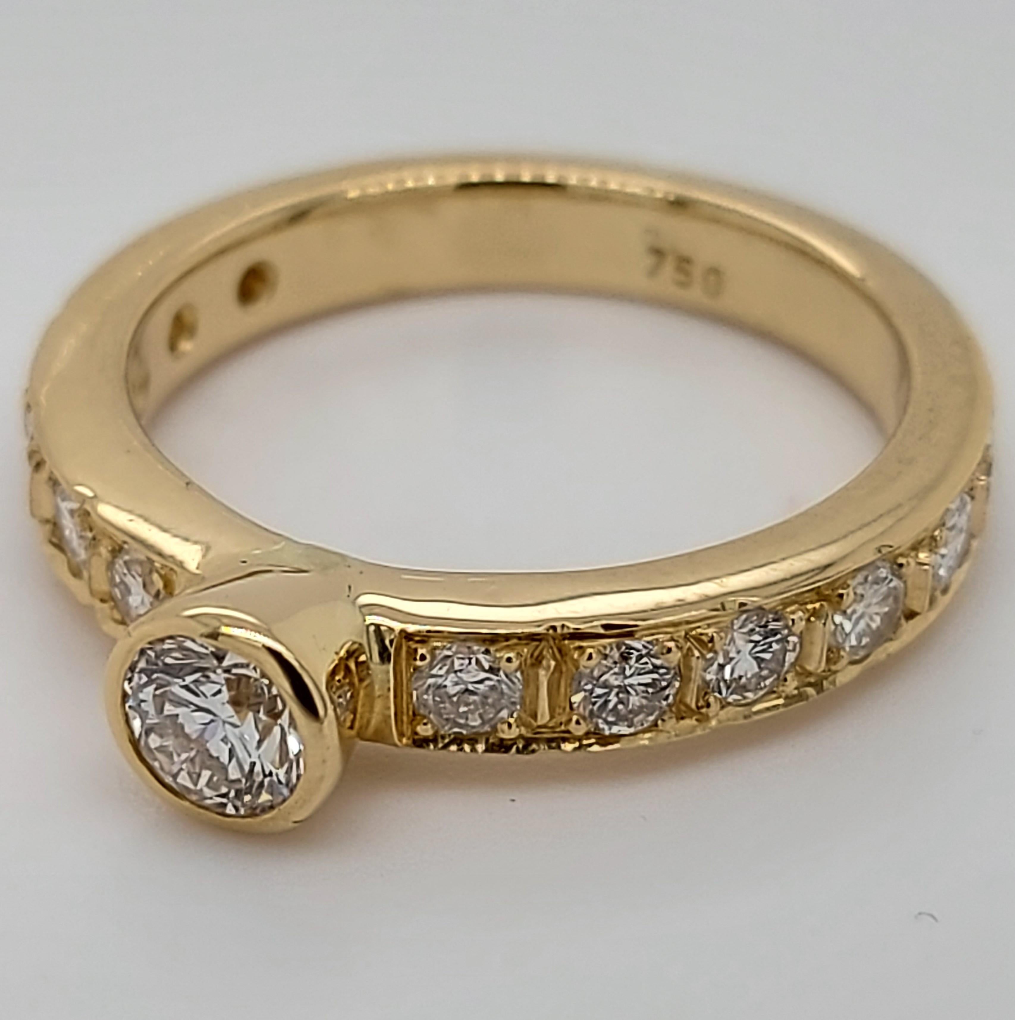 18kt Yellow Gold Detachable Diamond Ring and Engagement Ring For Sale 1