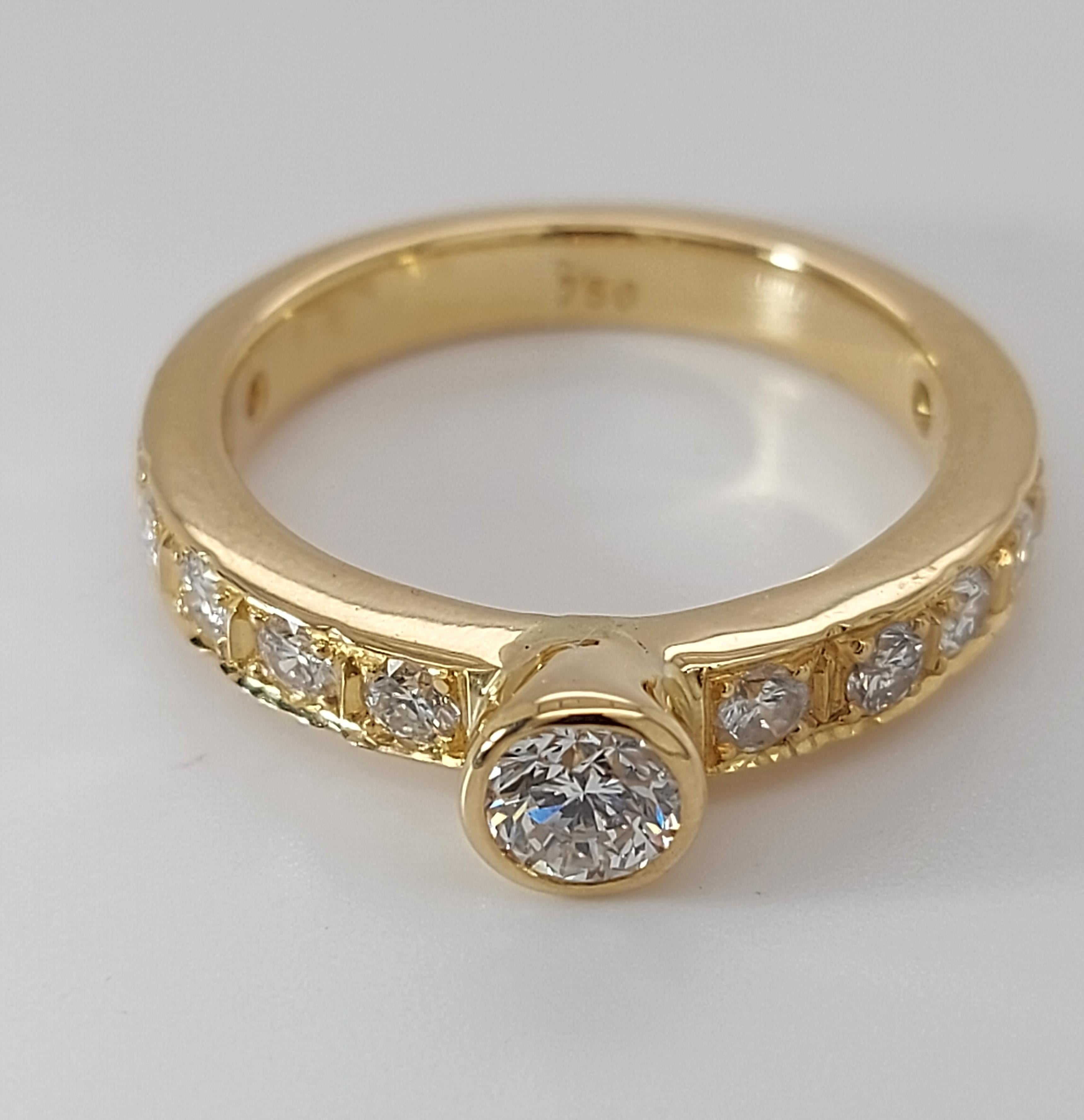 18kt Yellow Gold Detachable Diamond Ring and Engagement Ring For Sale 6