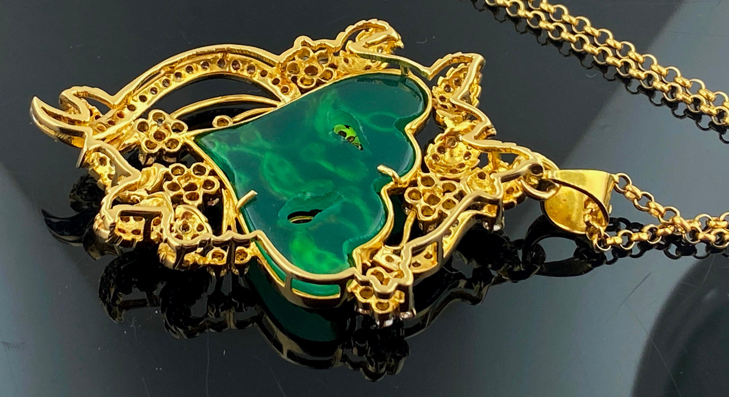 18 KT Yellow Gold Diamond and Green Onyx Pendant Necklace In Excellent Condition For Sale In Palm Desert, CA