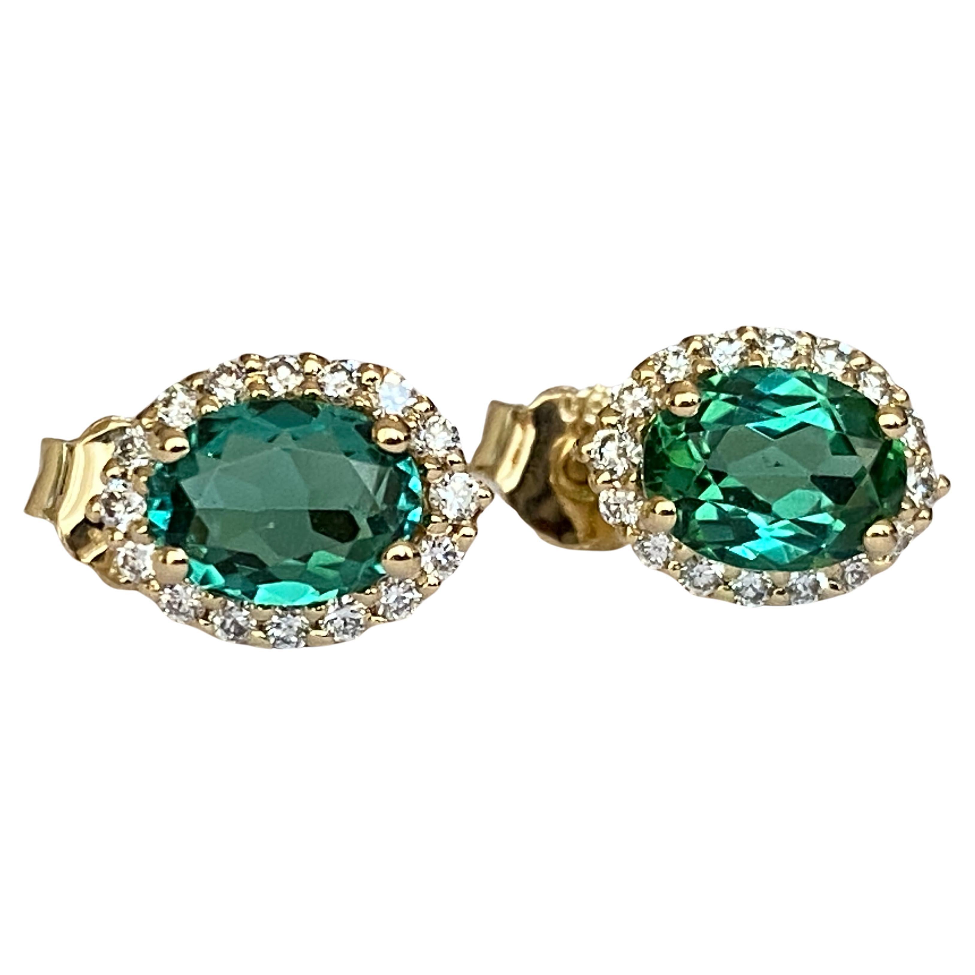 18 kt yellow gold Diamond earrings studs with Green Tourmaline For Sale