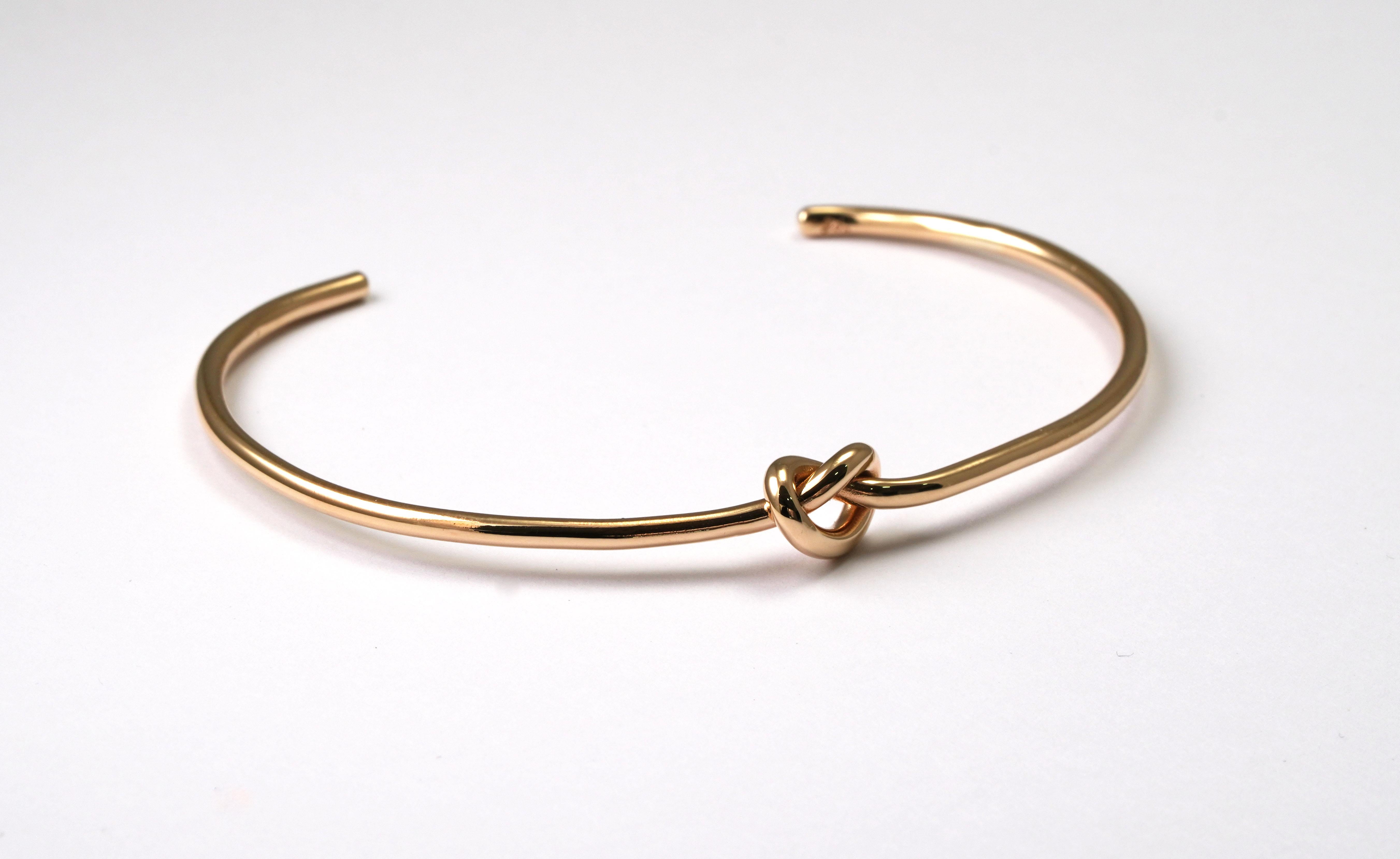 Modern 18 Kt Yellow Gold Handmade Bracelet For Sale