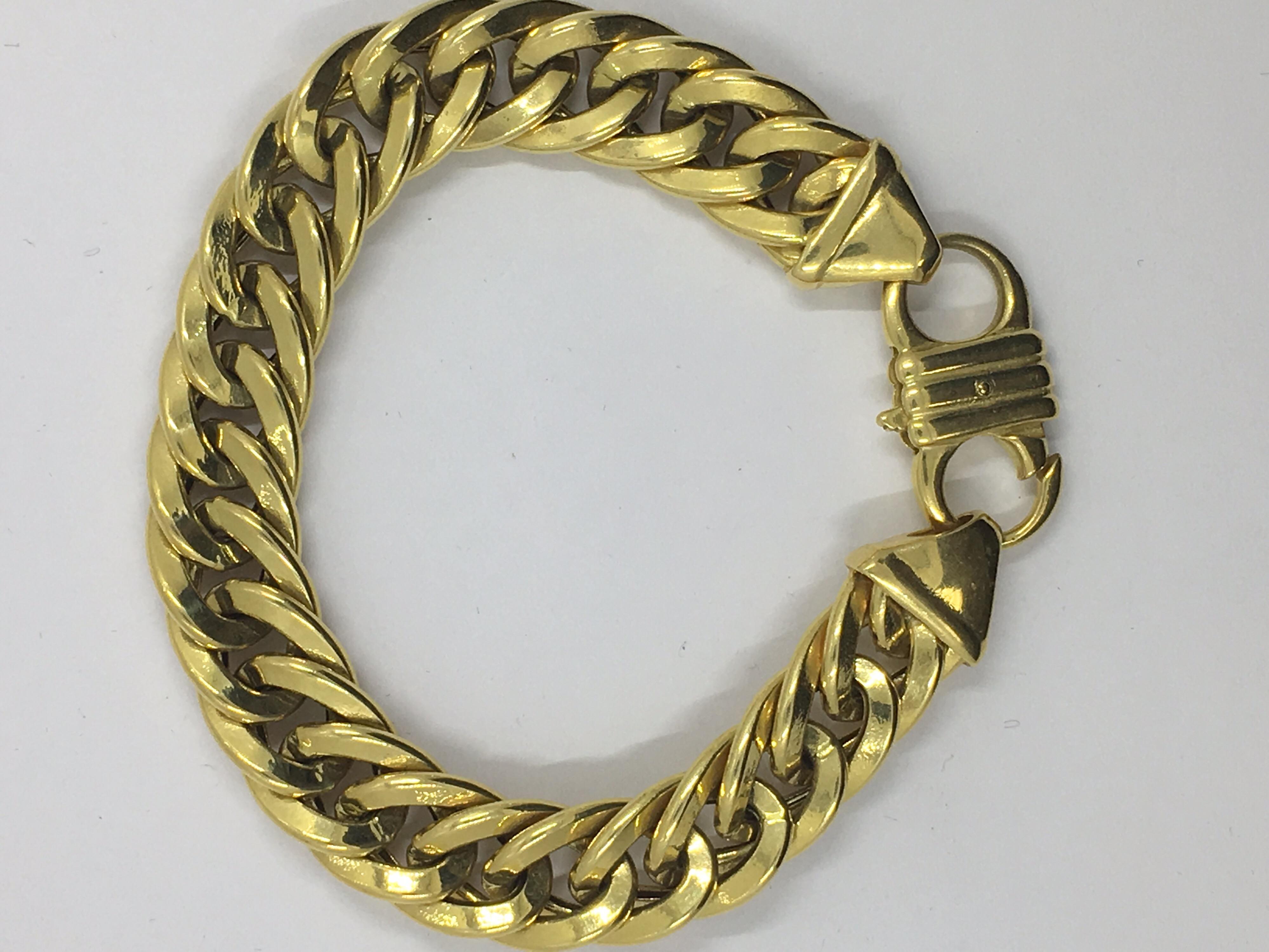 18 Karat Yellow Gold Link Bracelet In New Condition In Wilmington, DE